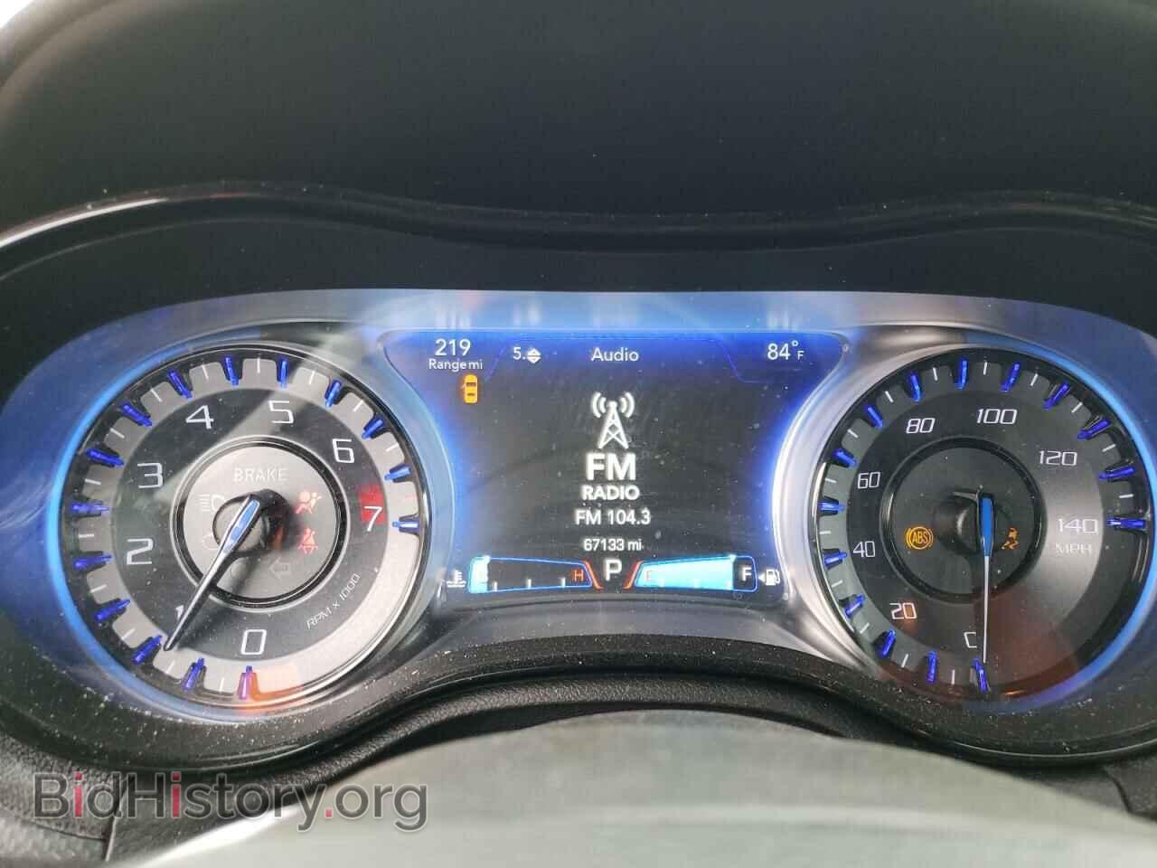 2016 CHRYSLER 300 - VIN: 2C3CCAGG7GH183162 - Фото 9