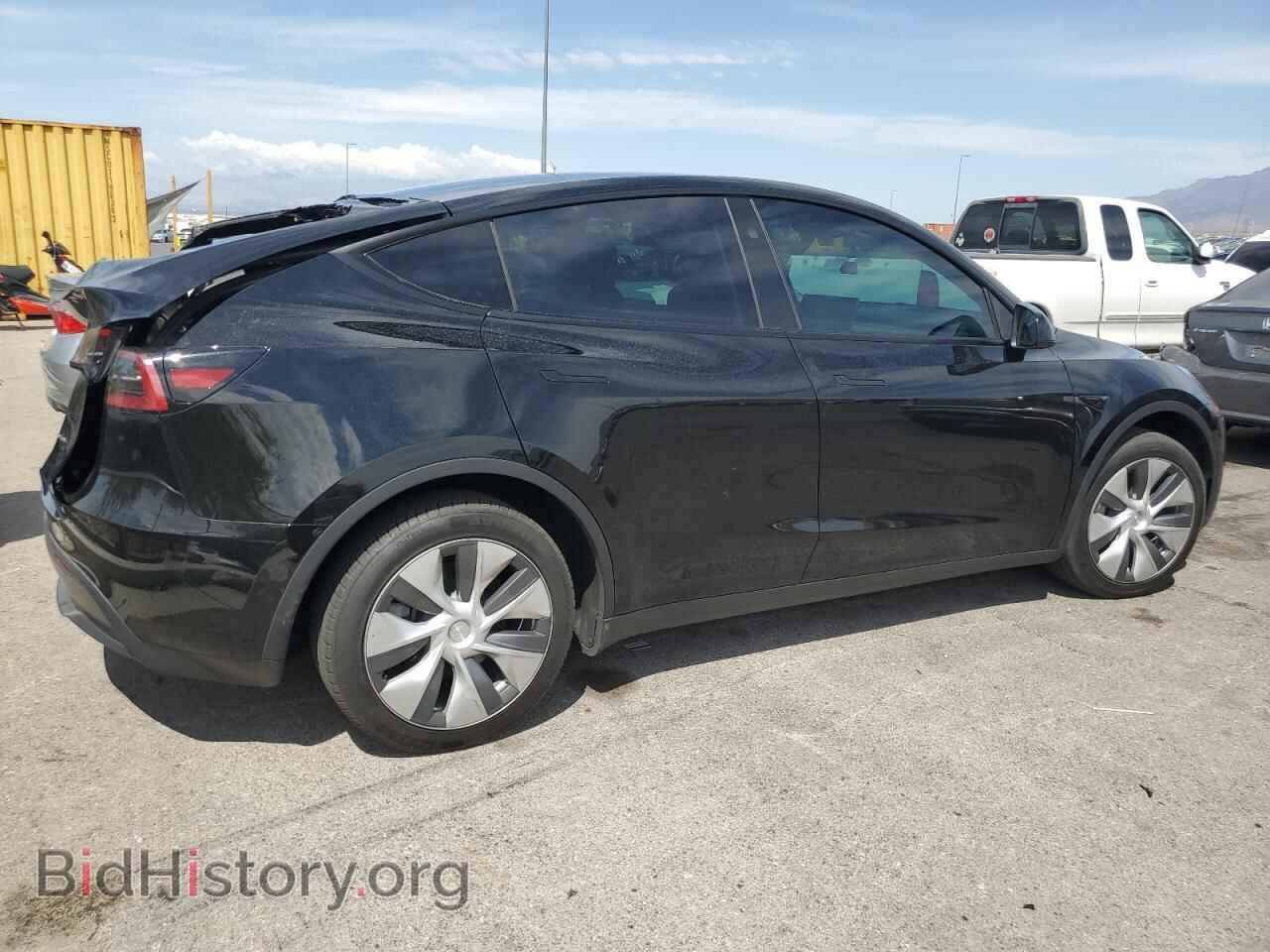 2024 TESLA MODEL Y - VIN: 7SAYGDEE9RF986009 - Фото 3