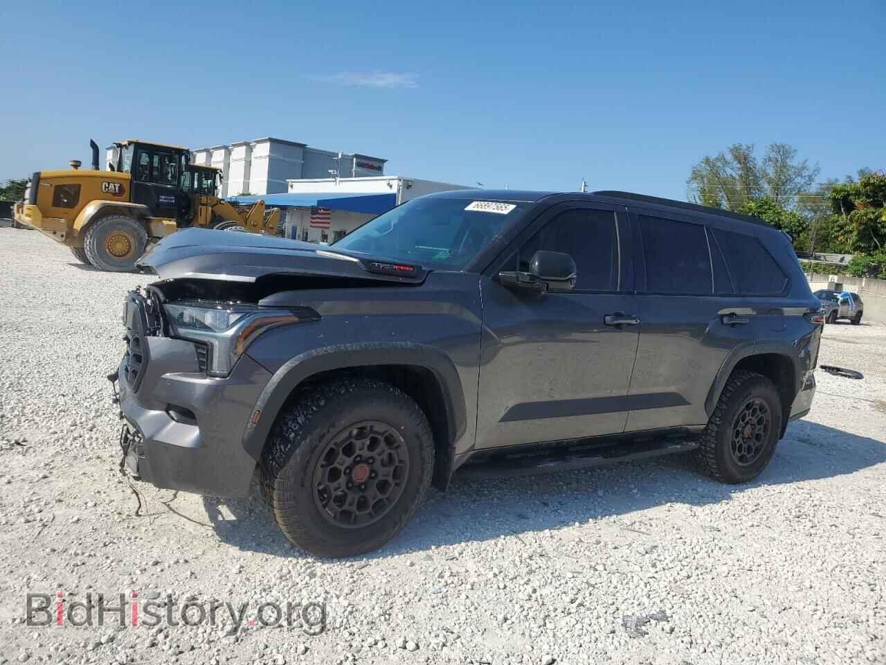 Photo 7SVAAABA2PX018777 - TOYOTA SEQUOIA 2023
