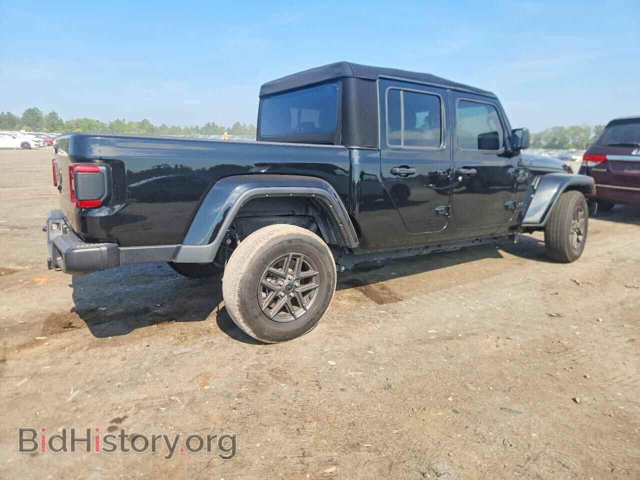 2024 JEEP GLADIATOR - VIN: 1C6HJTAG2RL116073 - Photo 3