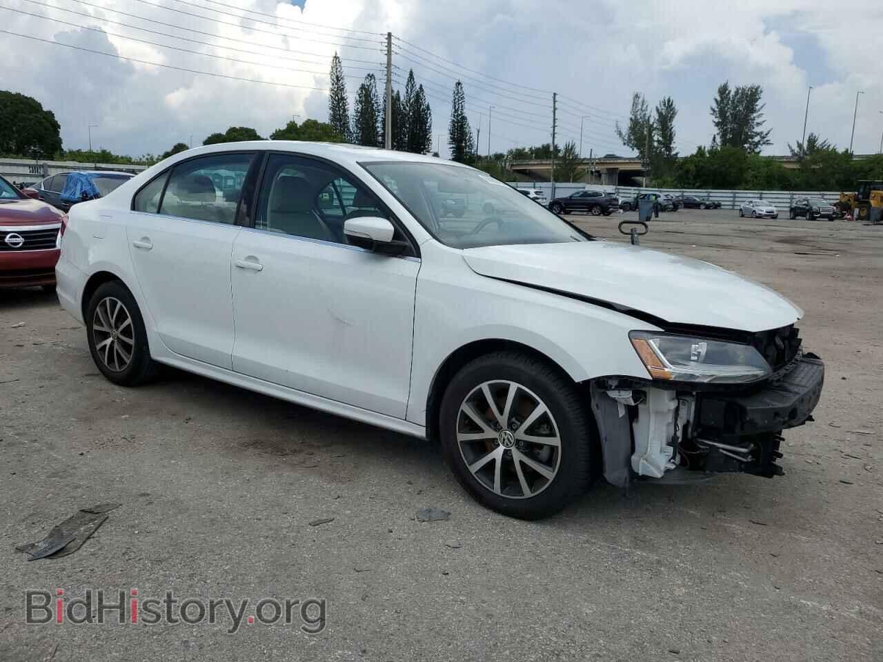 2017 VOLKSWAGEN JETTA - VIN: 3VWDB7AJ3HM272737 - Фото 4