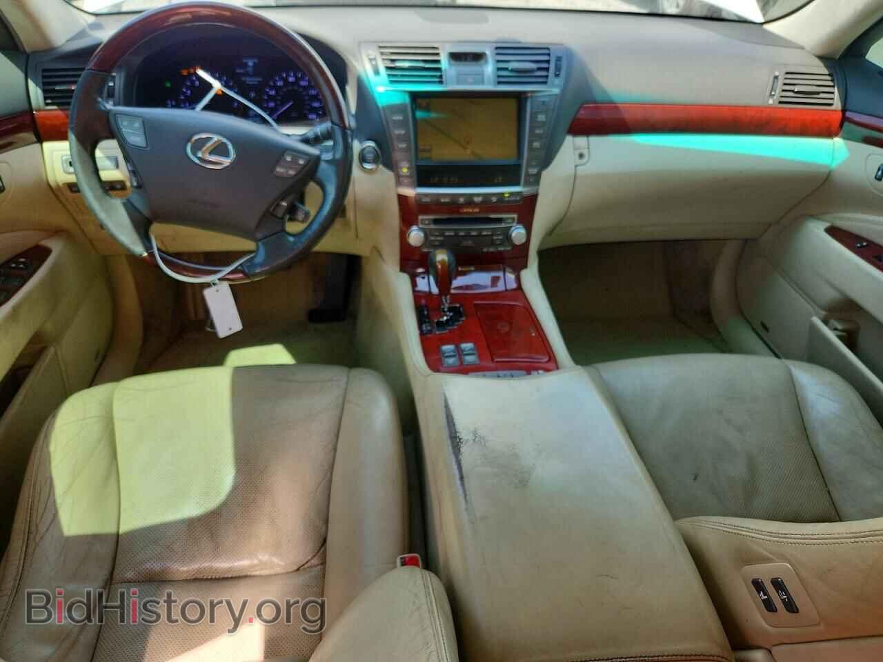 2012 LEXUS LS460 - VIN: JTHGL5EF7C5046656 - Photo 8