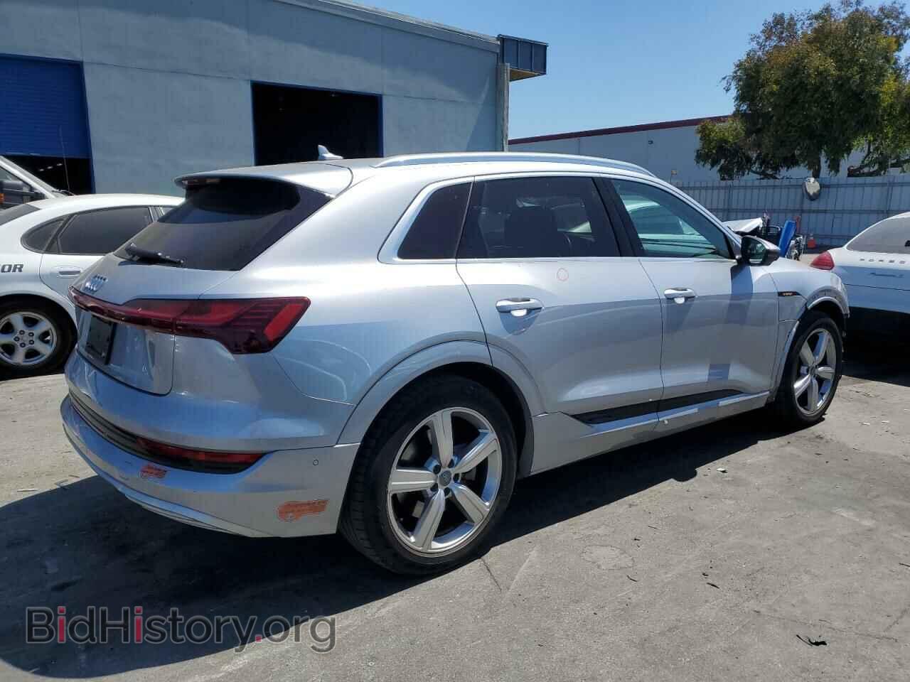 2019 AUDI E-TRON - VIN: WA1LABGE8KB011465 - Photo 3