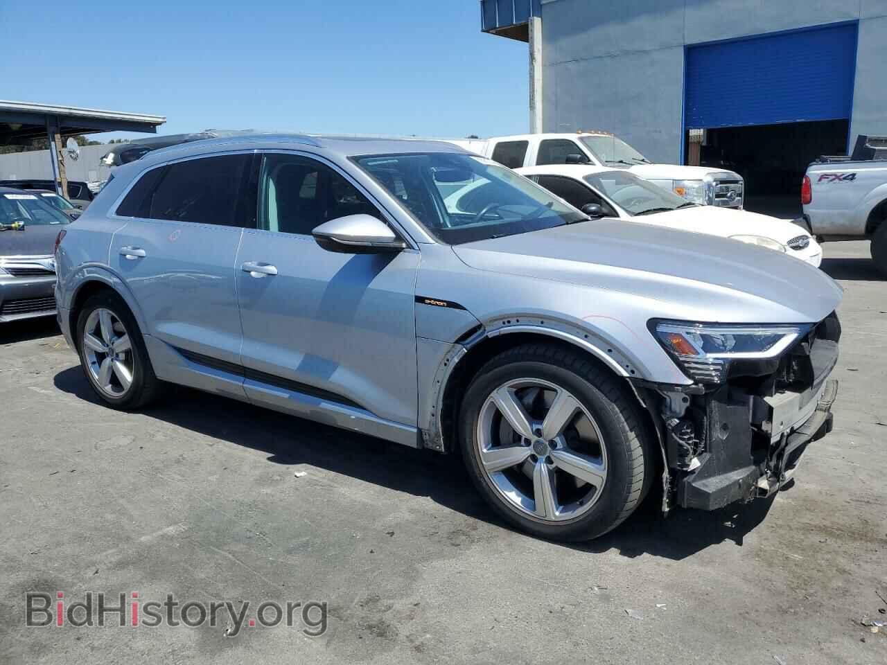 2019 AUDI E-TRON - VIN: WA1LABGE8KB011465 - Photo 4