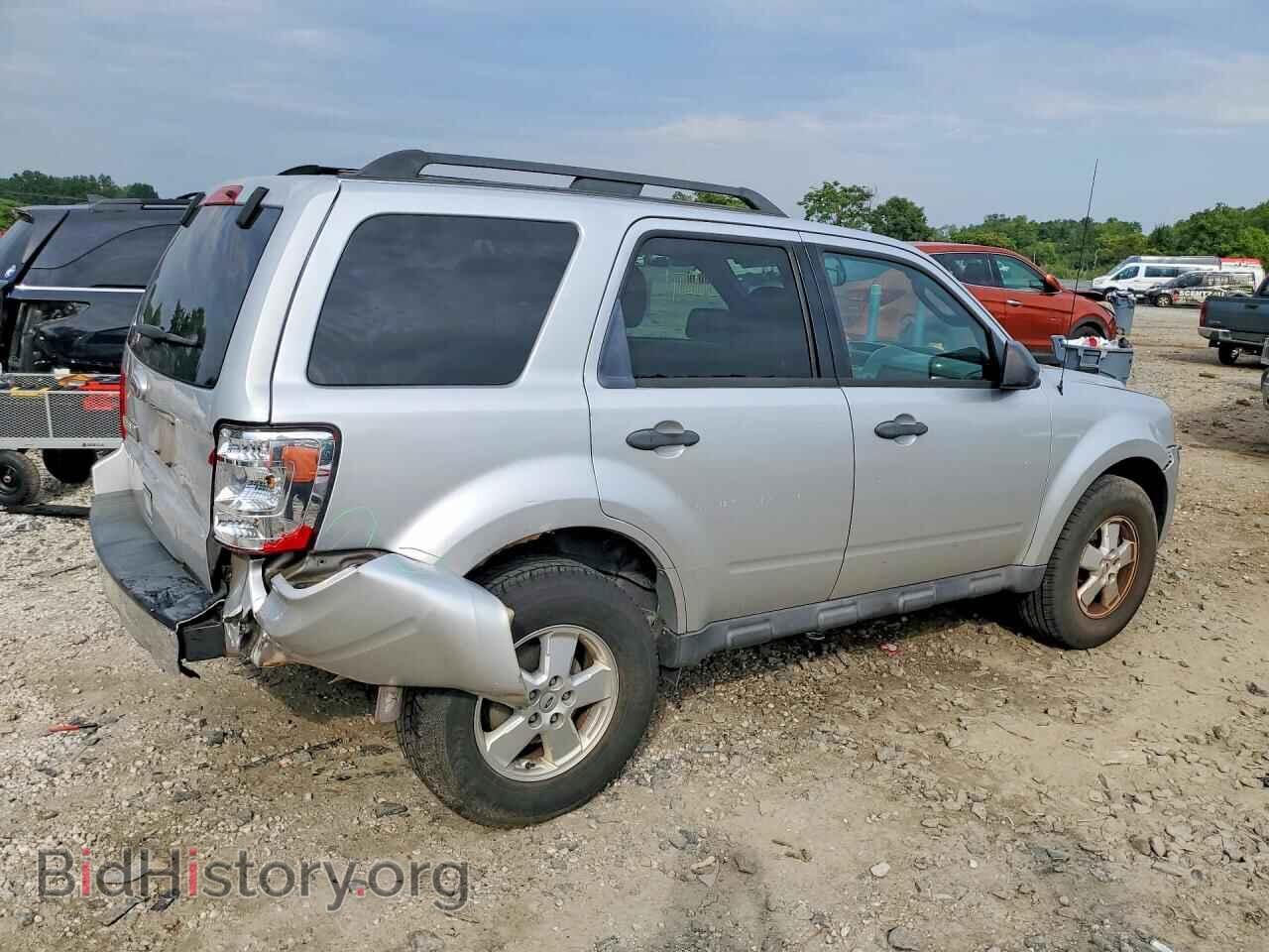 2011 FORD ESCAPE - VIN: 1FMCU0D7XBKB36454 - Фото 3