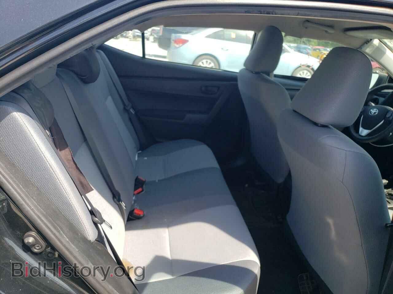 2017 TOYOTA COROLLA - VIN: 5YFBURHE2HP711198 - Фото 10