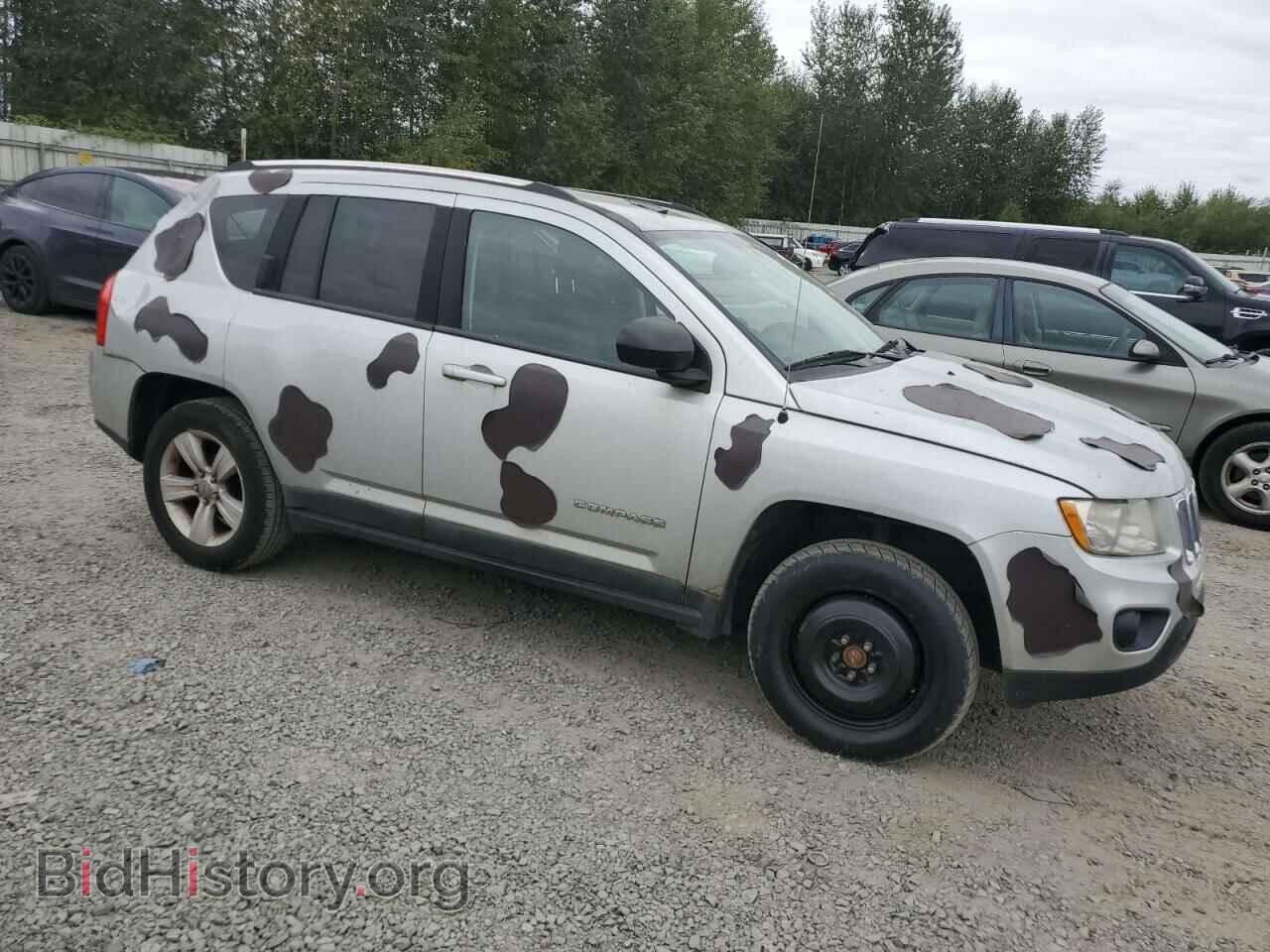2011 JEEP COMPASS - VIN: 1J4NF1FB9BD240107 - Фото 4