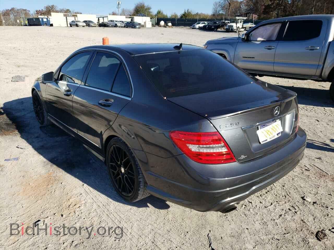 2013 MERCEDES-BENZ C-CLASS - VIN: WDDGF4HB3DA850575 - Фото 3