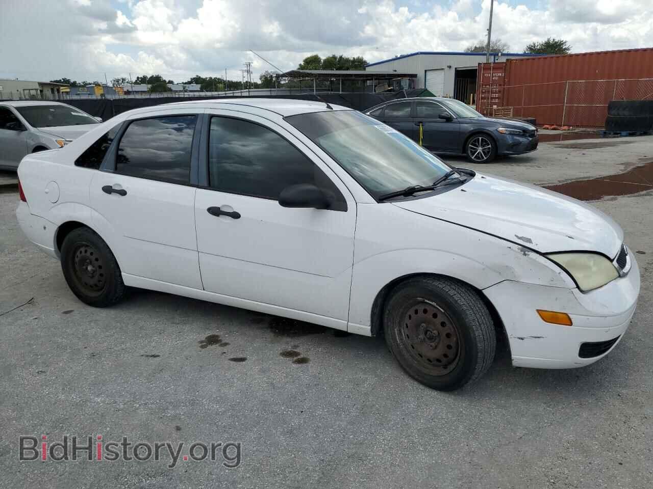 2007 FORD FOCUS - VIN: 1FAFP34N67W361713 - Фото 4