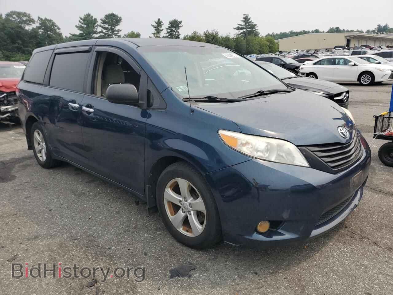 2011 TOYOTA All Models - VIN: 5TDZK3DC9BS173409 - Фото 4