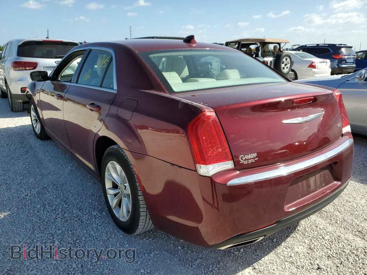 2016 CHRYSLER 300 - VIN: 2C3CCAAG2GH212463 - Фото 3
