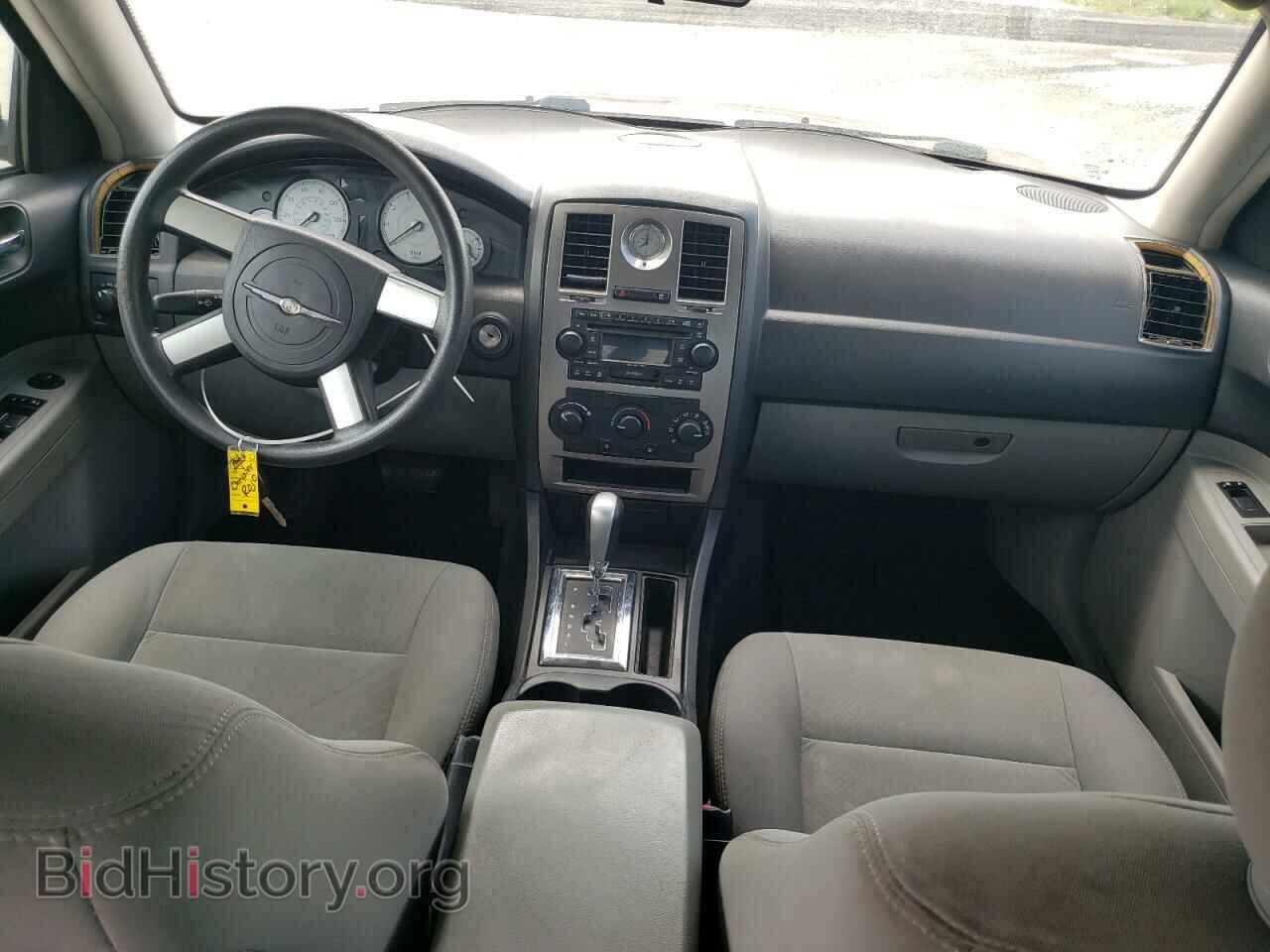 2007 CHRYSLER 300 - VIN: 2C3LA43R37H781781 - Фото 8