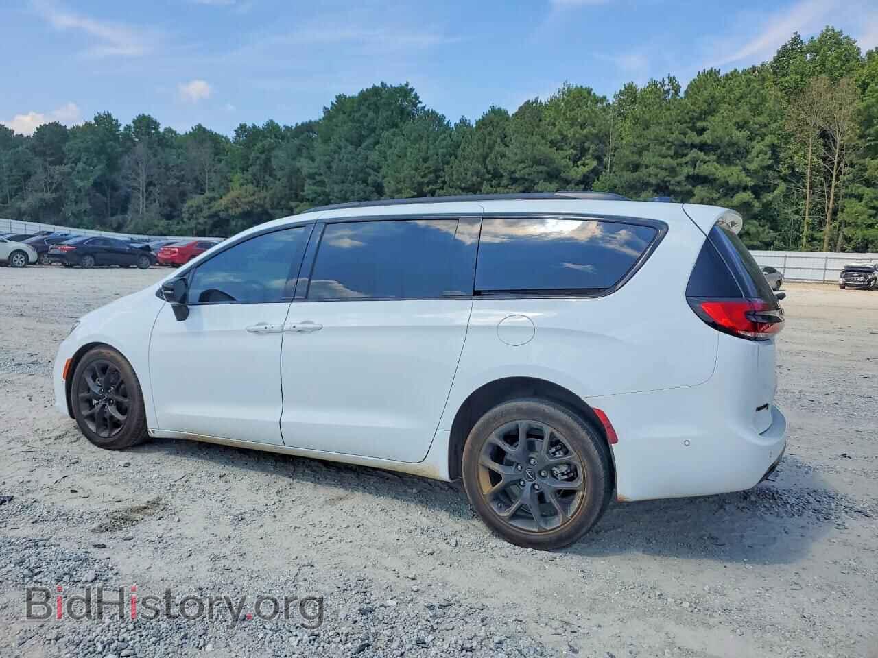 2023 CHRYSLER PACIFICA - VIN: 2C4RC1GG3PR625953 - Photo 2