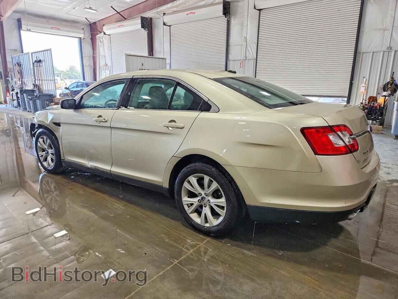 2011 FORD TAURUS - VIN: 1FAHP2EW1BG166437 - Фото 2