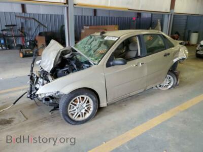 2006 Ford FOCUS Focus ZX4, золотистый — VIN 1FAFP34N66W166323, Copart