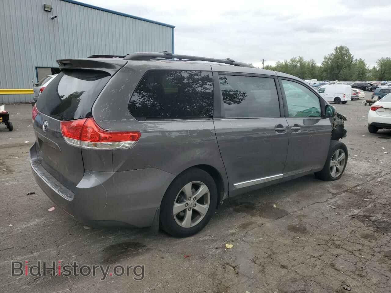 2011 TOYOTA All Models - VIN: 5TDKK3DC1BS148098 - Фото 3