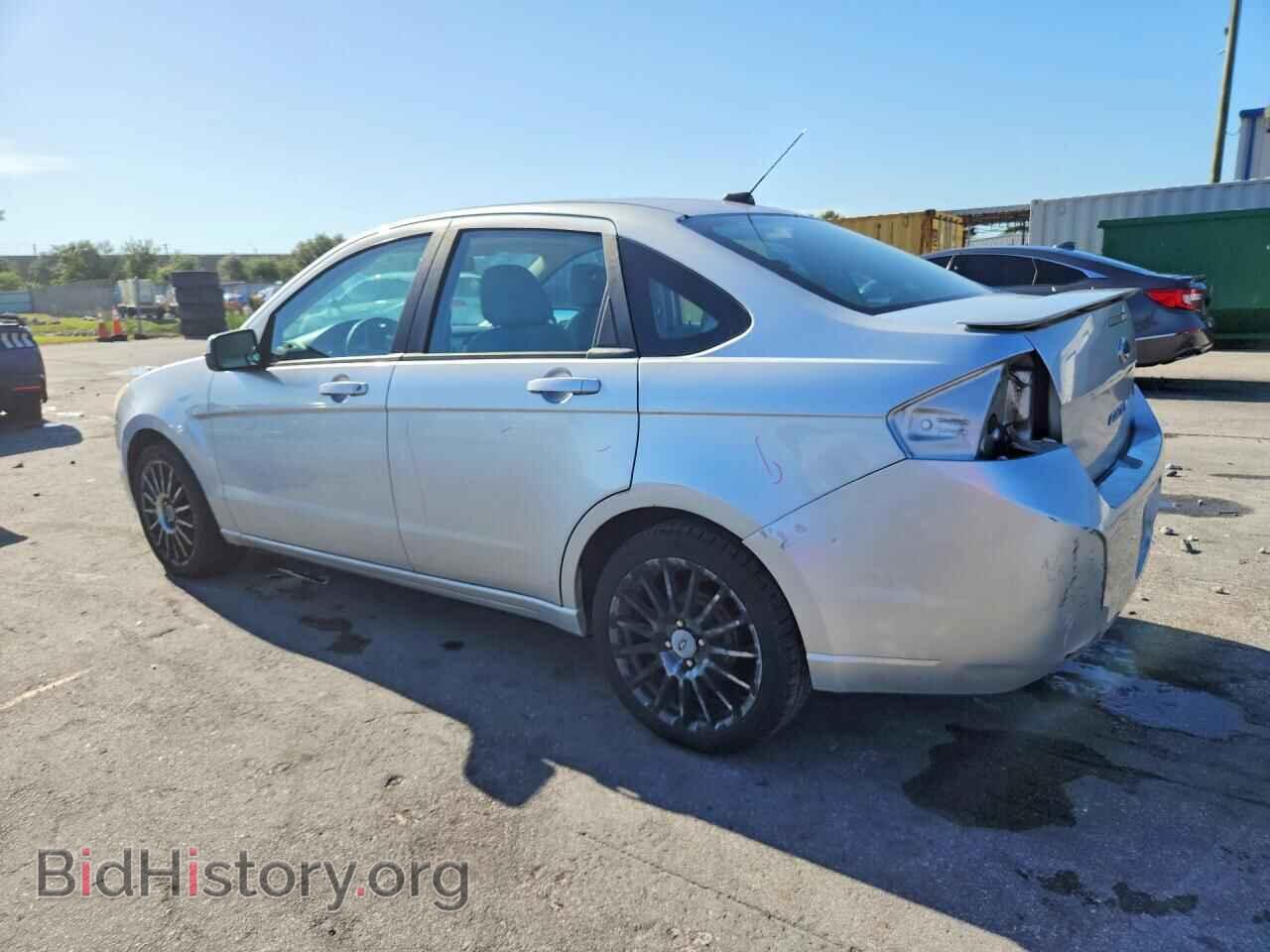 2010 FORD FOCUS - VIN: 1FAHP3GN8AW250737 - Photo 2