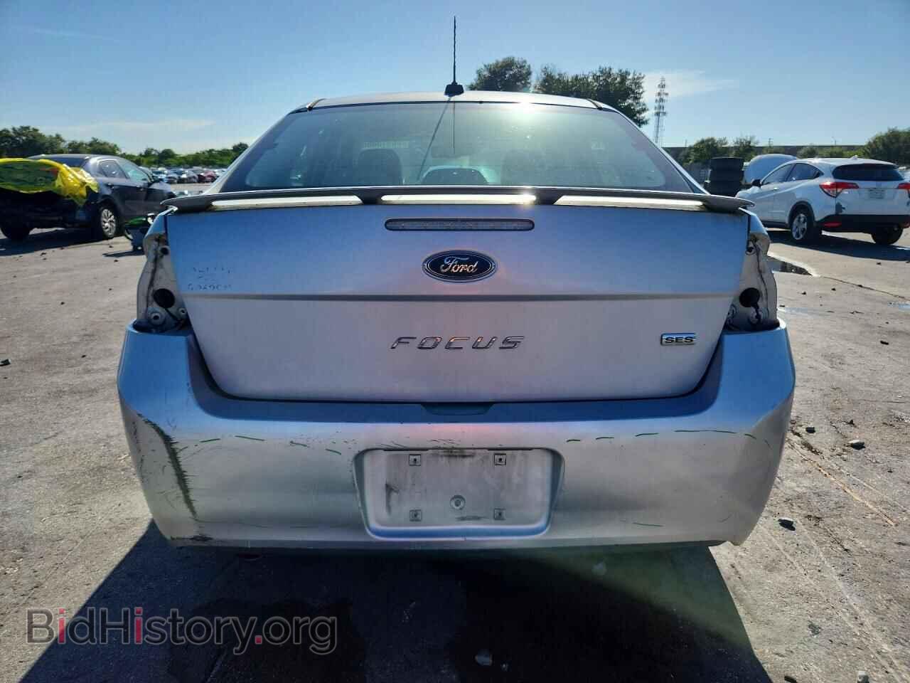 2010 FORD FOCUS - VIN: 1FAHP3GN8AW250737 - Photo 6