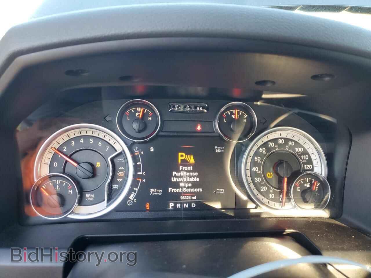2018 RAM 1500 - VIN: 1C6RR7LG5JS253990 - Фото 9