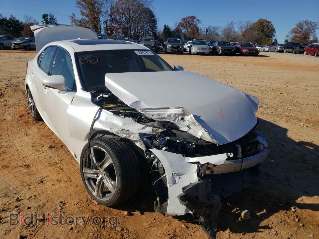 Photo JTHBA1D2XH5042339 - LEXUS IS 2017