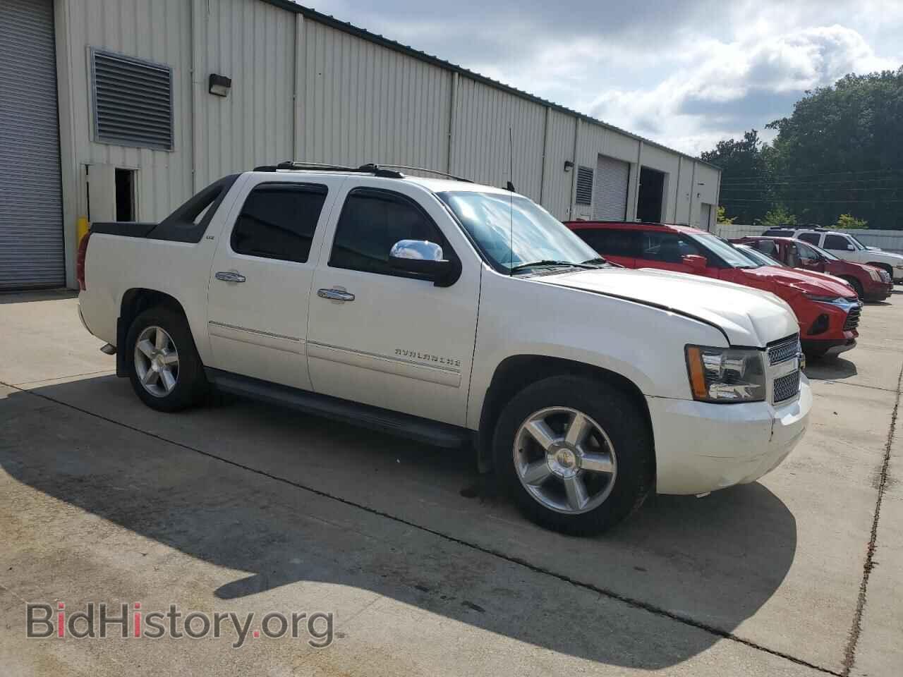 2011 CHEVROLET AVALANCHE - VIN: 3GNMCGE08BG131192 - Фото 4