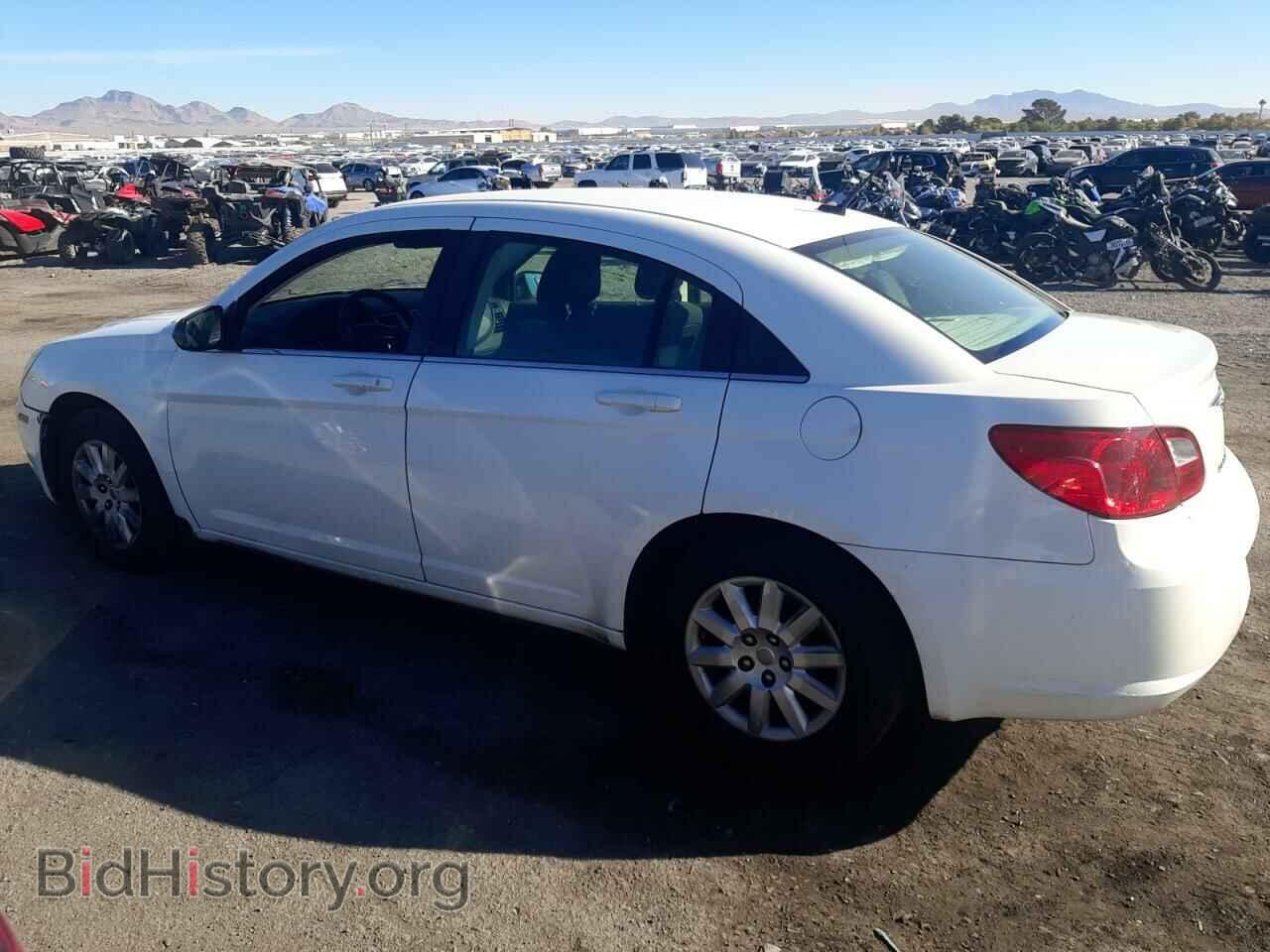 2010 CHRYSLER SEBRING - VIN: 1C3CC4FB5AN207688 - Фото 2