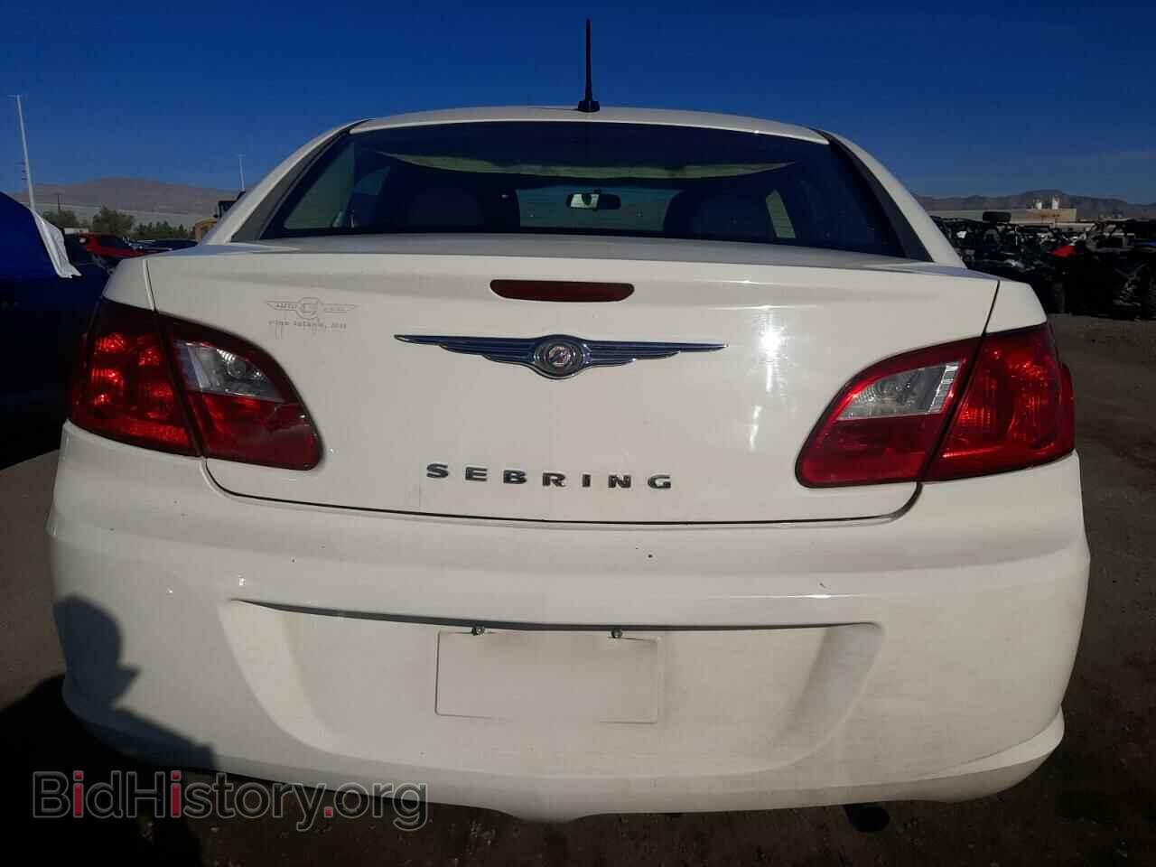 2010 CHRYSLER SEBRING - VIN: 1C3CC4FB5AN207688 - Фото 6