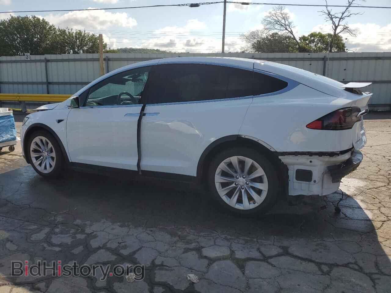 2016 TESLA MODEL X - VIN: 5YJXCBE21GF019275 - Фото 2