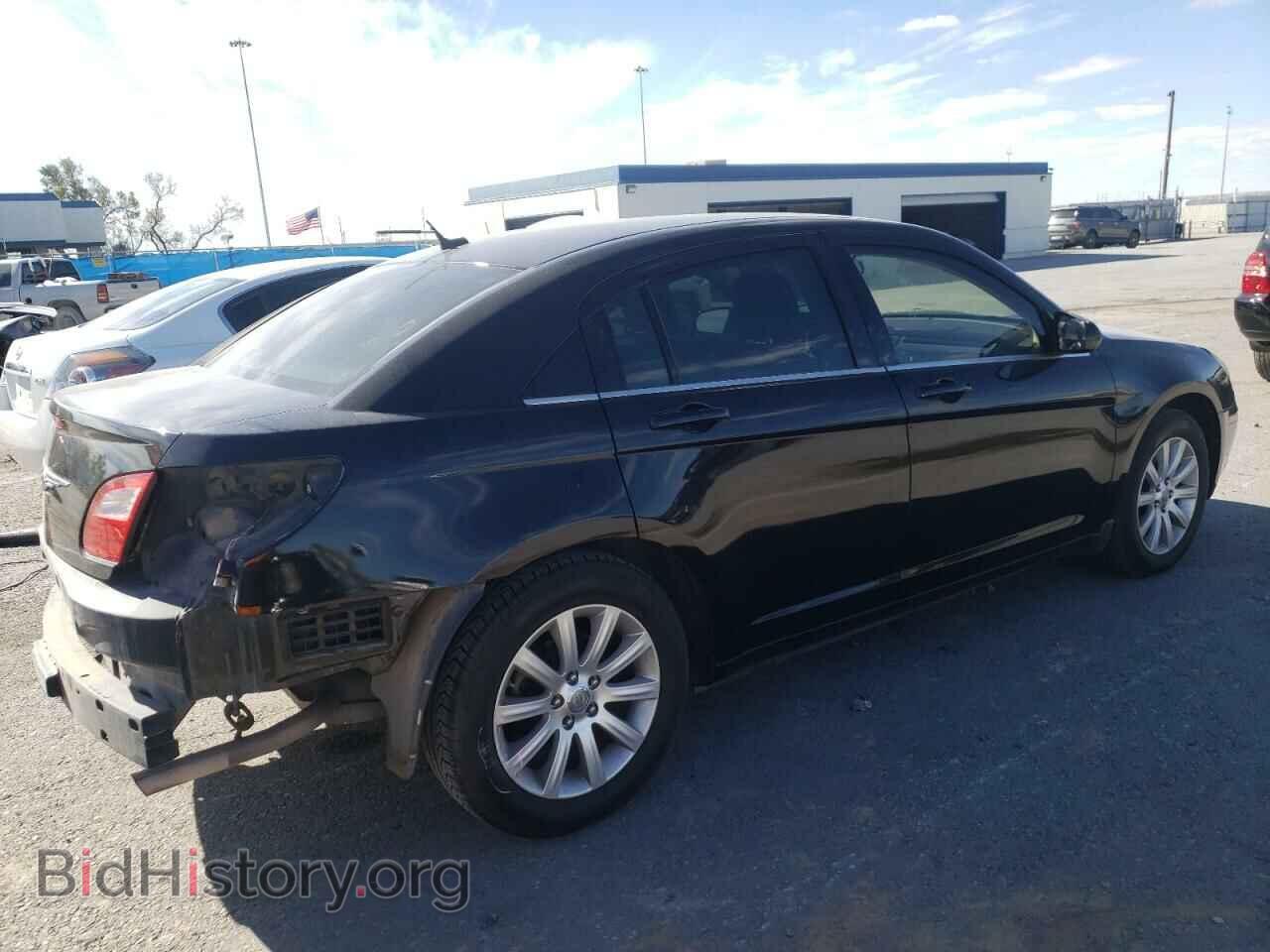 2010 CHRYSLER SEBRING - VIN: 1C3CC5FBXAN137630 - Фото 3