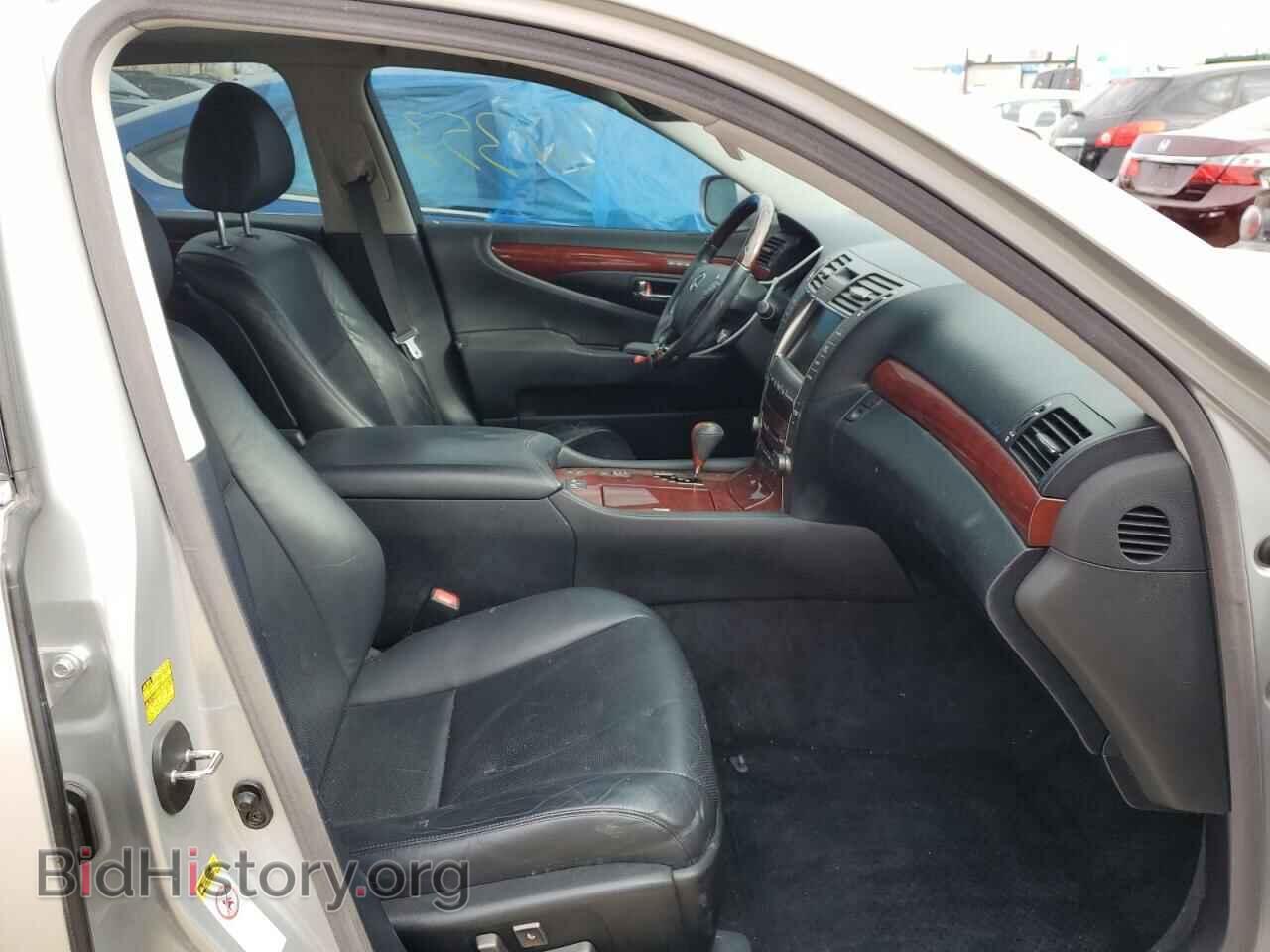 2009 LEXUS LS460 - VIN: JTHBL46F395086082 - Photo 5