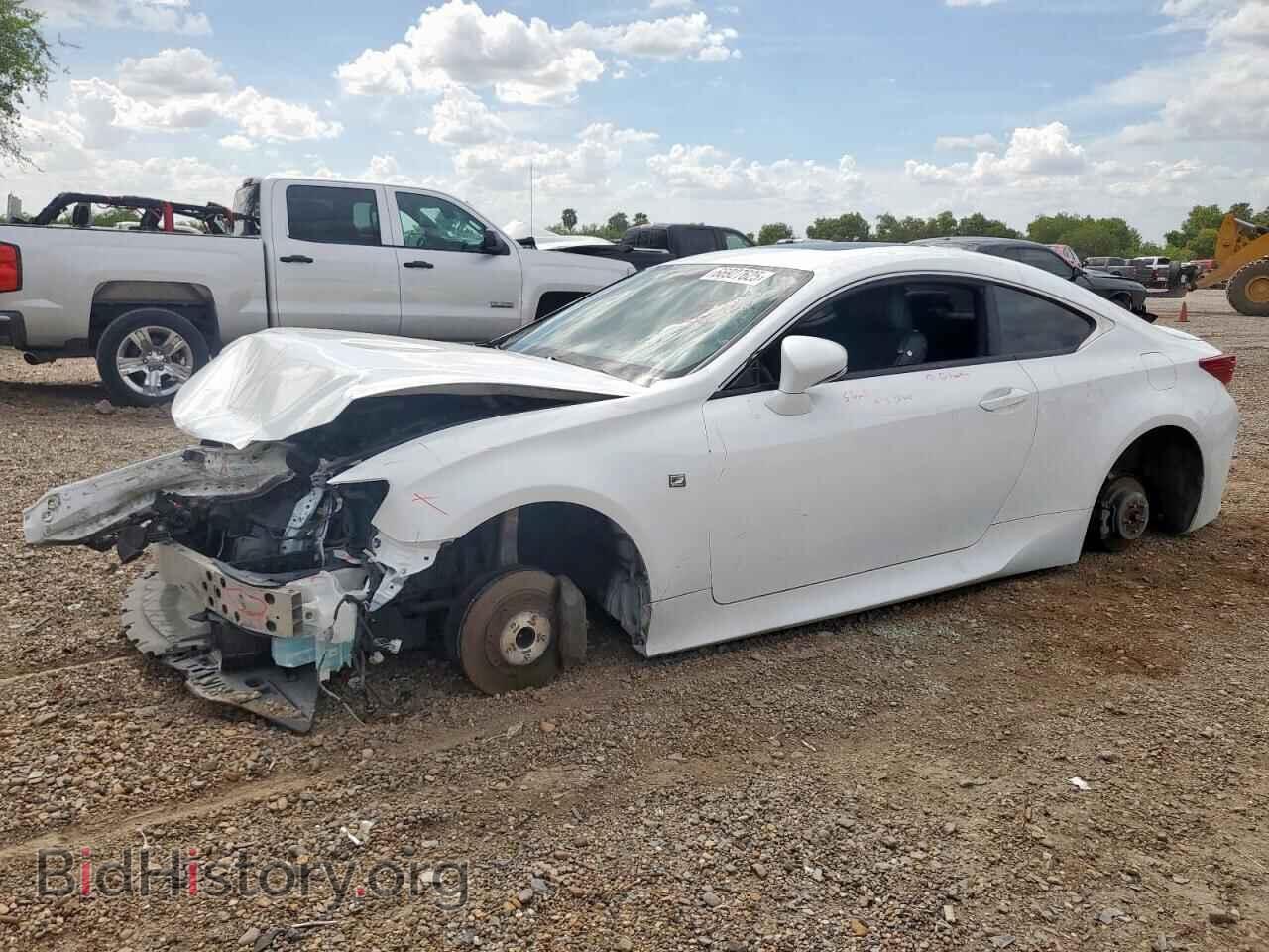 Photo JTHHA5BC2H5005590 - LEXUS RC 2017