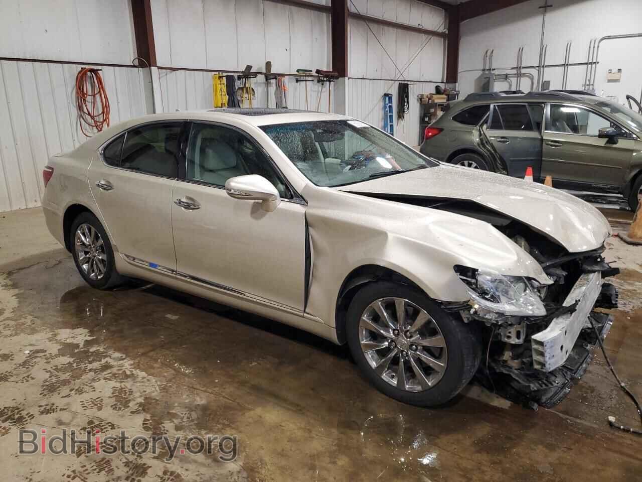2010 LEXUS LS460 - VIN: JTHBL5EF9A5099432 - Photo 4
