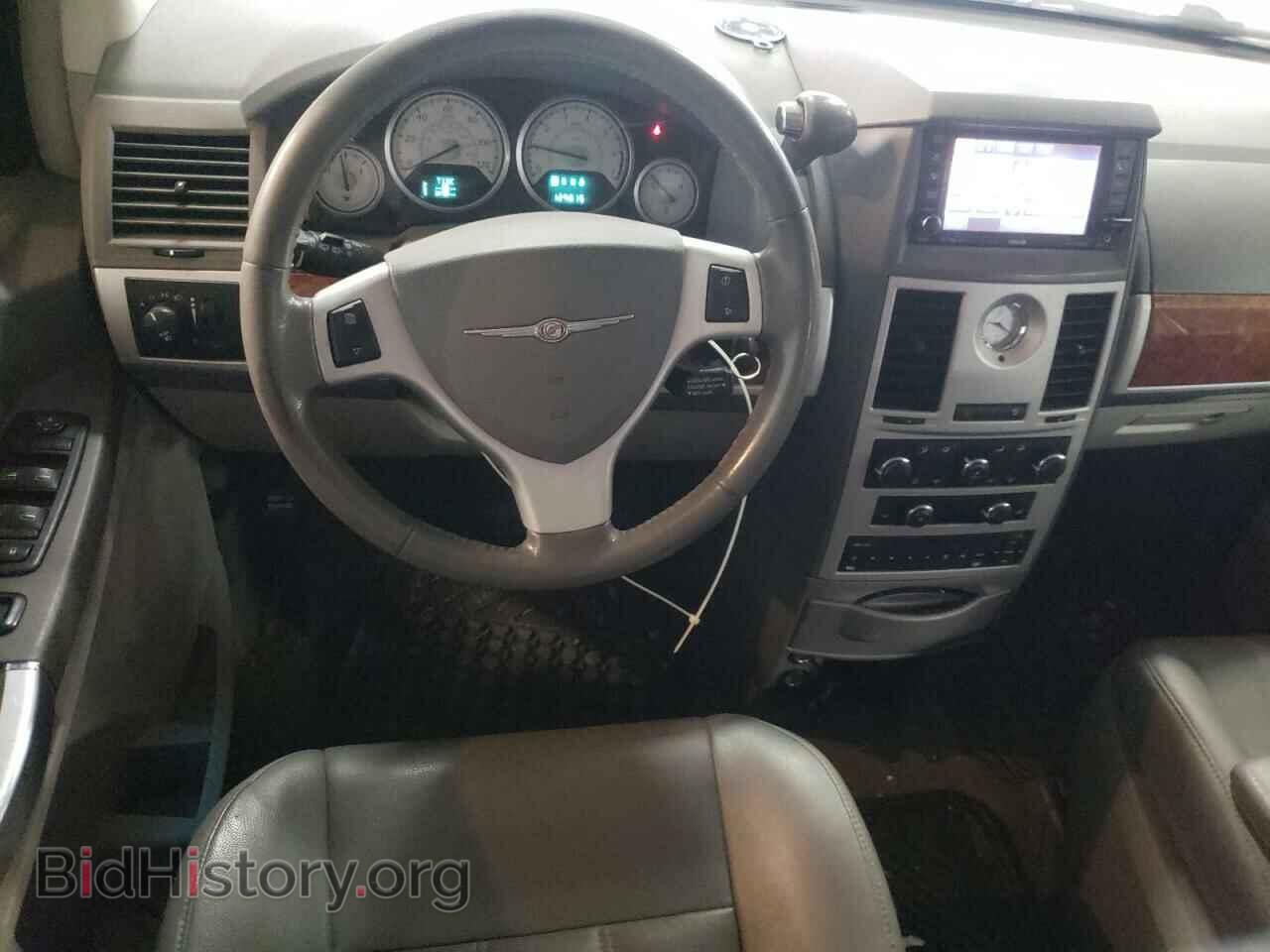 2008 CHRYSLER MINIVAN - VIN: 2A8HR54P18R842854 - Фото 8