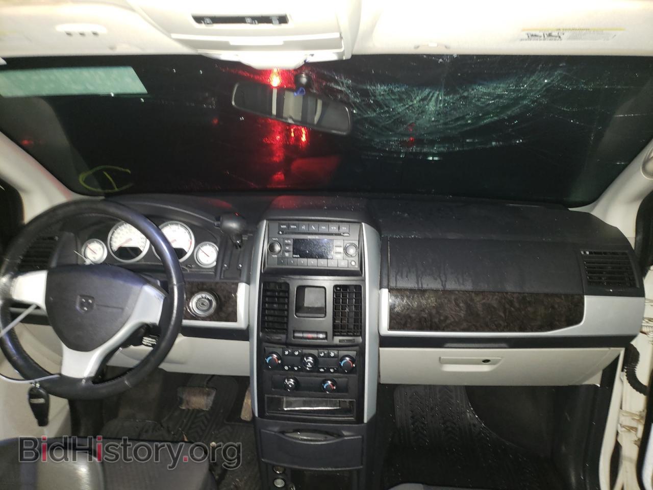 2010 DODGE CARAVAN - VIN: 2D4RN5D11AR181368 - Фото 9