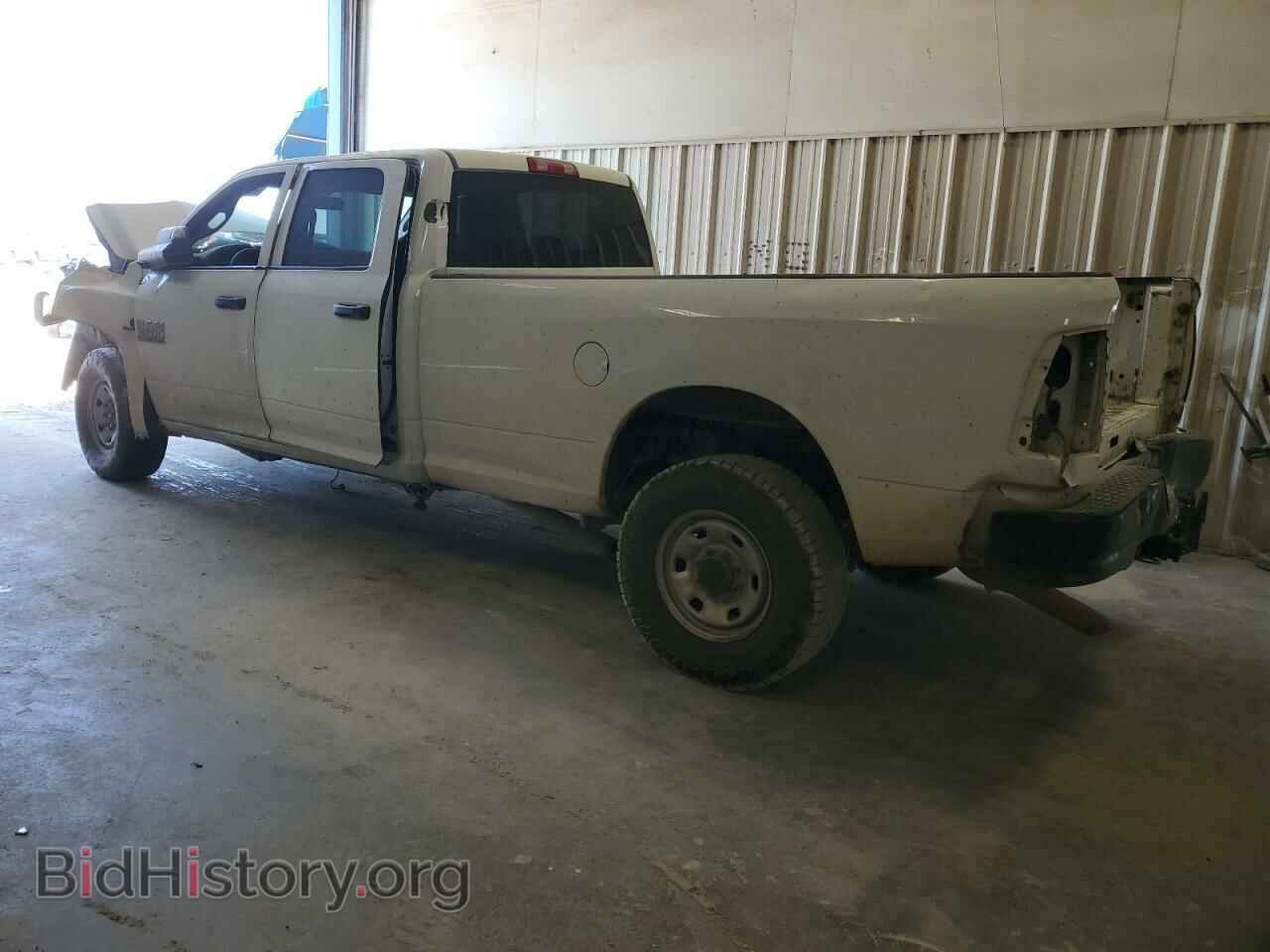 2018 RAM All Models - VIN: 3C6UR5HL5JG332281 - Фото 2