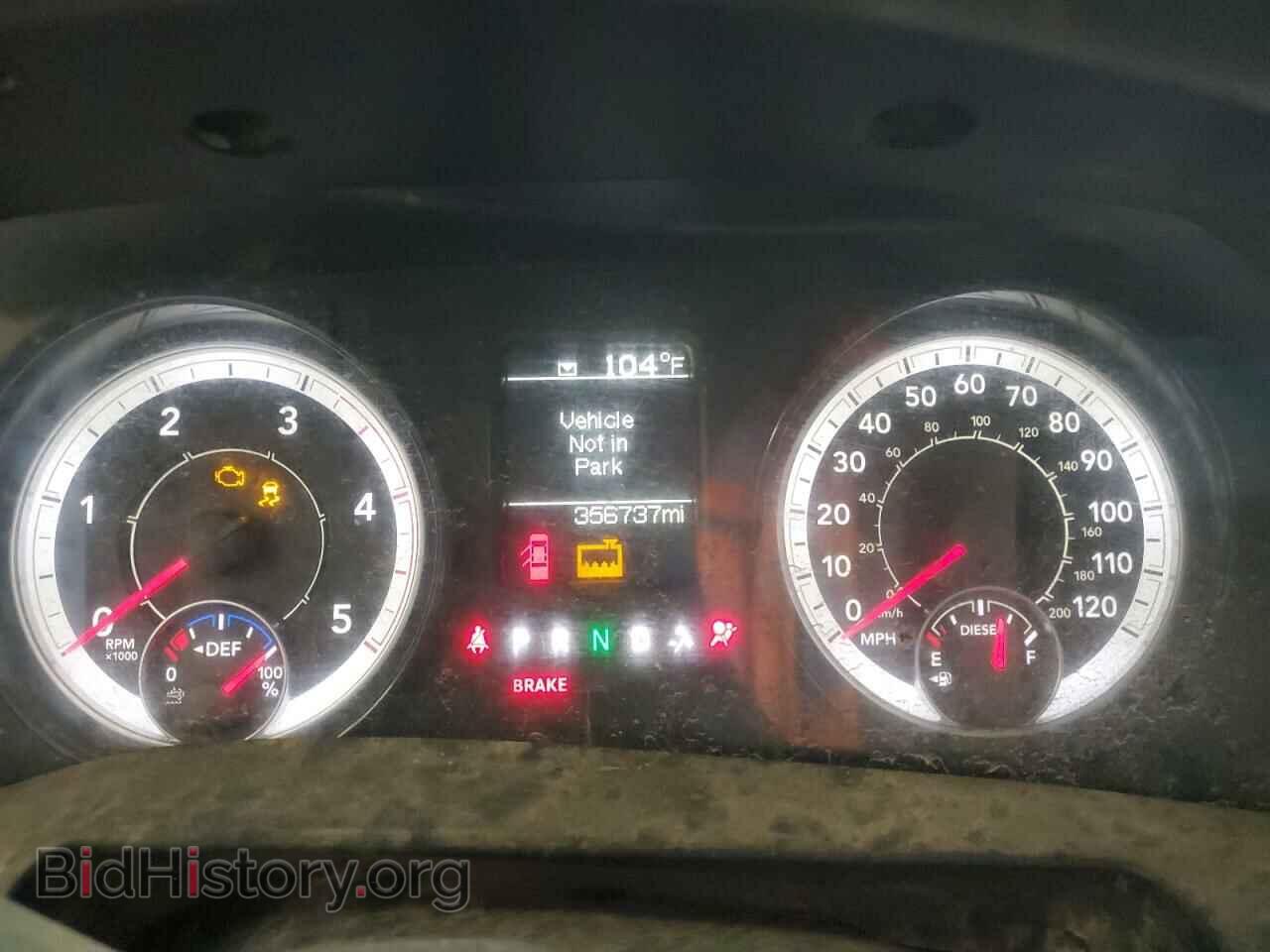 2018 RAM All Models - VIN: 3C6UR5HL5JG332281 - Фото 9