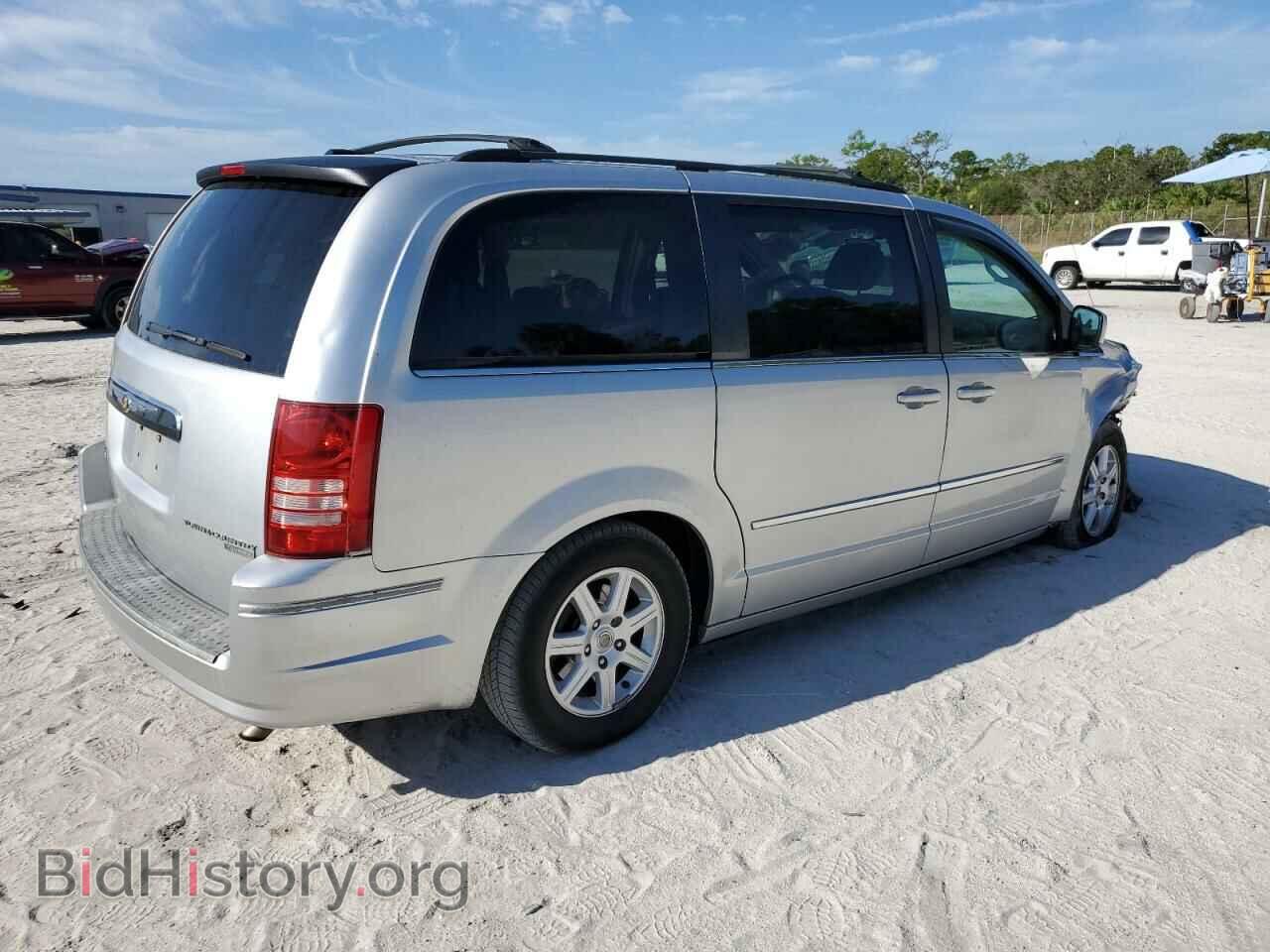 2010 CHRYSLER MINIVAN - VIN: 2A4RR5D17AR252679 - Фото 3
