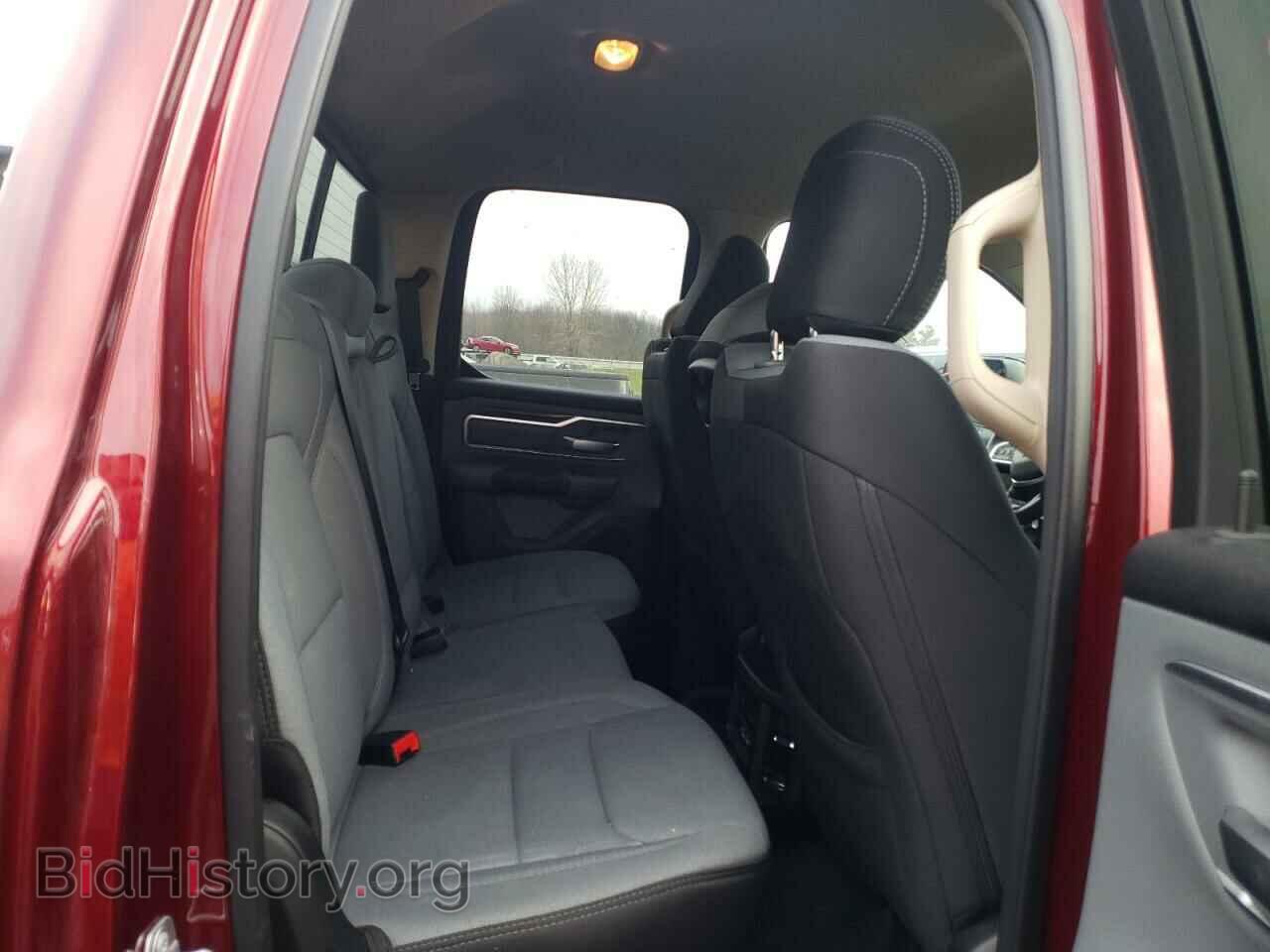 2019 RAM 1500 - VIN: 1C6SRFBT7KN878403 - Фото 6