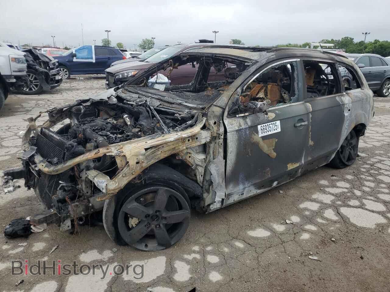 Фотография WA1LMAFE0DD013107 - AUDI Q7 2013