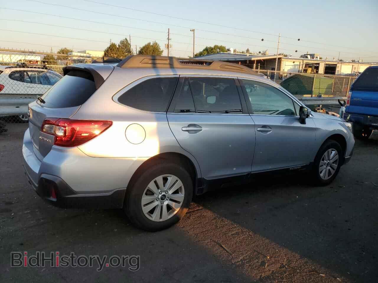 2019 SUBARU OUTBACK - VIN: 4S4BSAFC8K3381586 - Фото 3