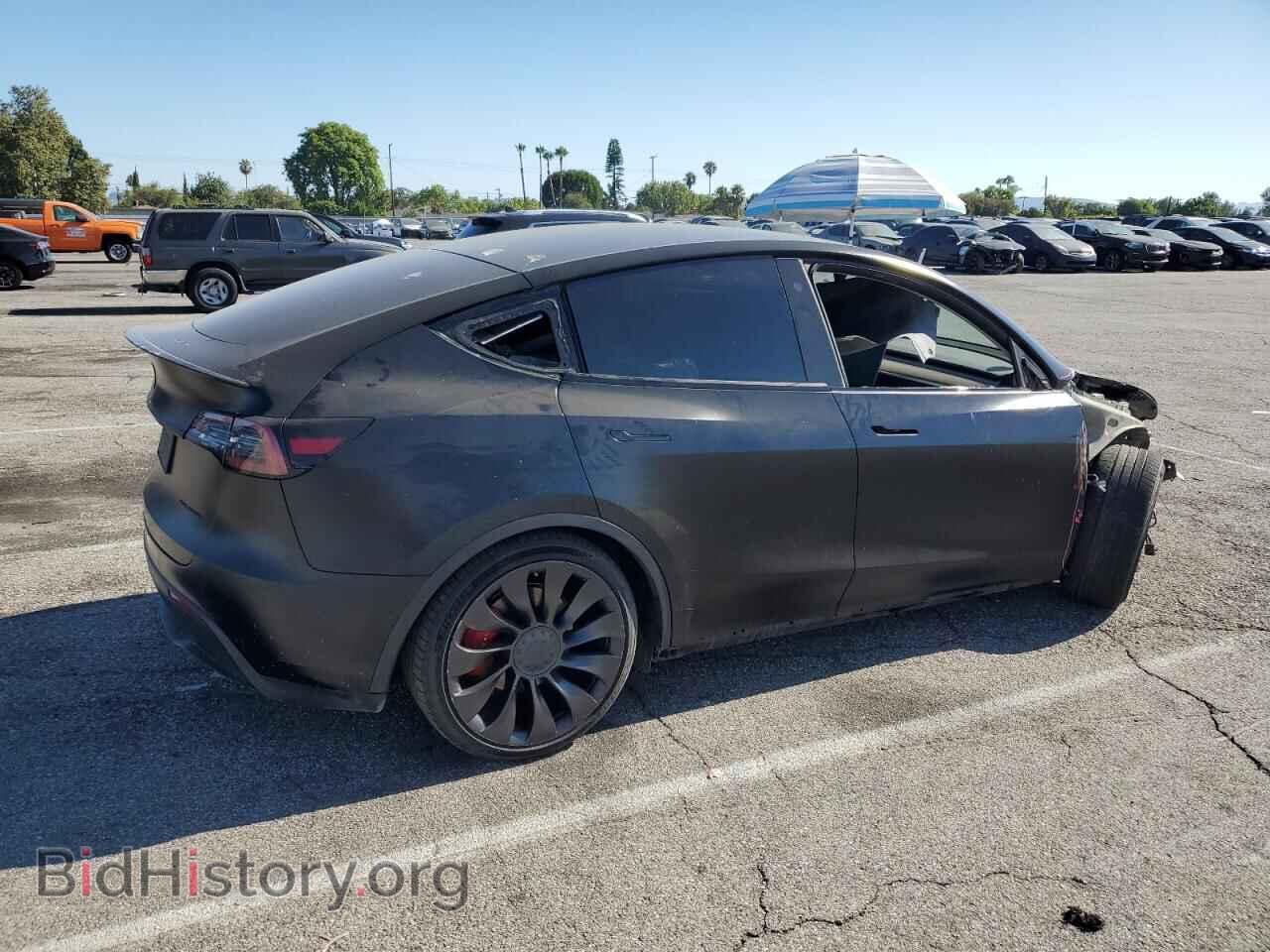 2022 TESLA MODEL Y - VIN: 7SAYGDEF7NF388651 - Фото 3