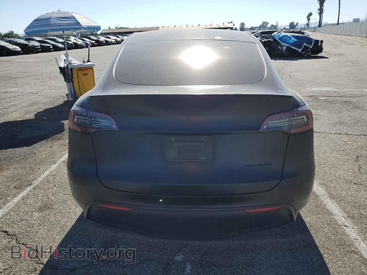 2022 TESLA MODEL Y - VIN: 7SAYGDEF7NF388651 - Фото 6