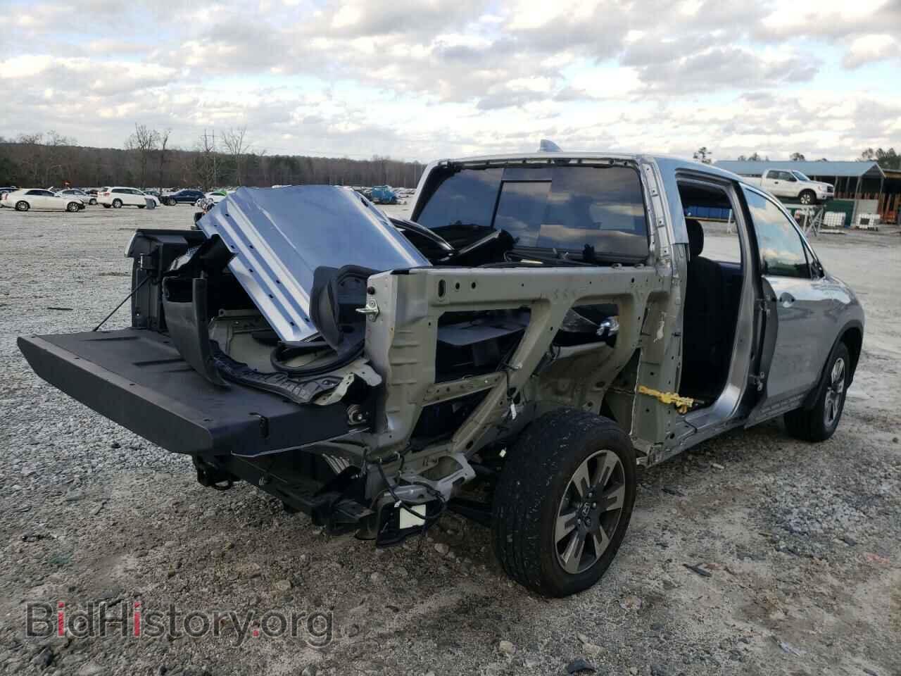 2019 HONDA RIDGELINE - VIN: 5FPYK3F76KB013155 - Фото 4
