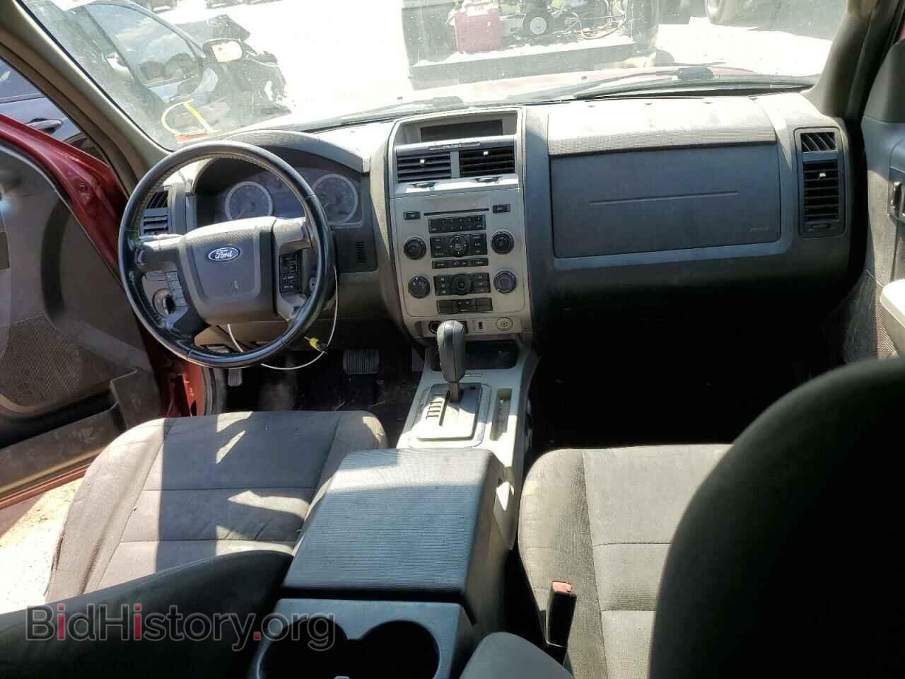2011 FORD ESCAPE - VIN: 1FMCU9DG0BKB13611 - Фото 8
