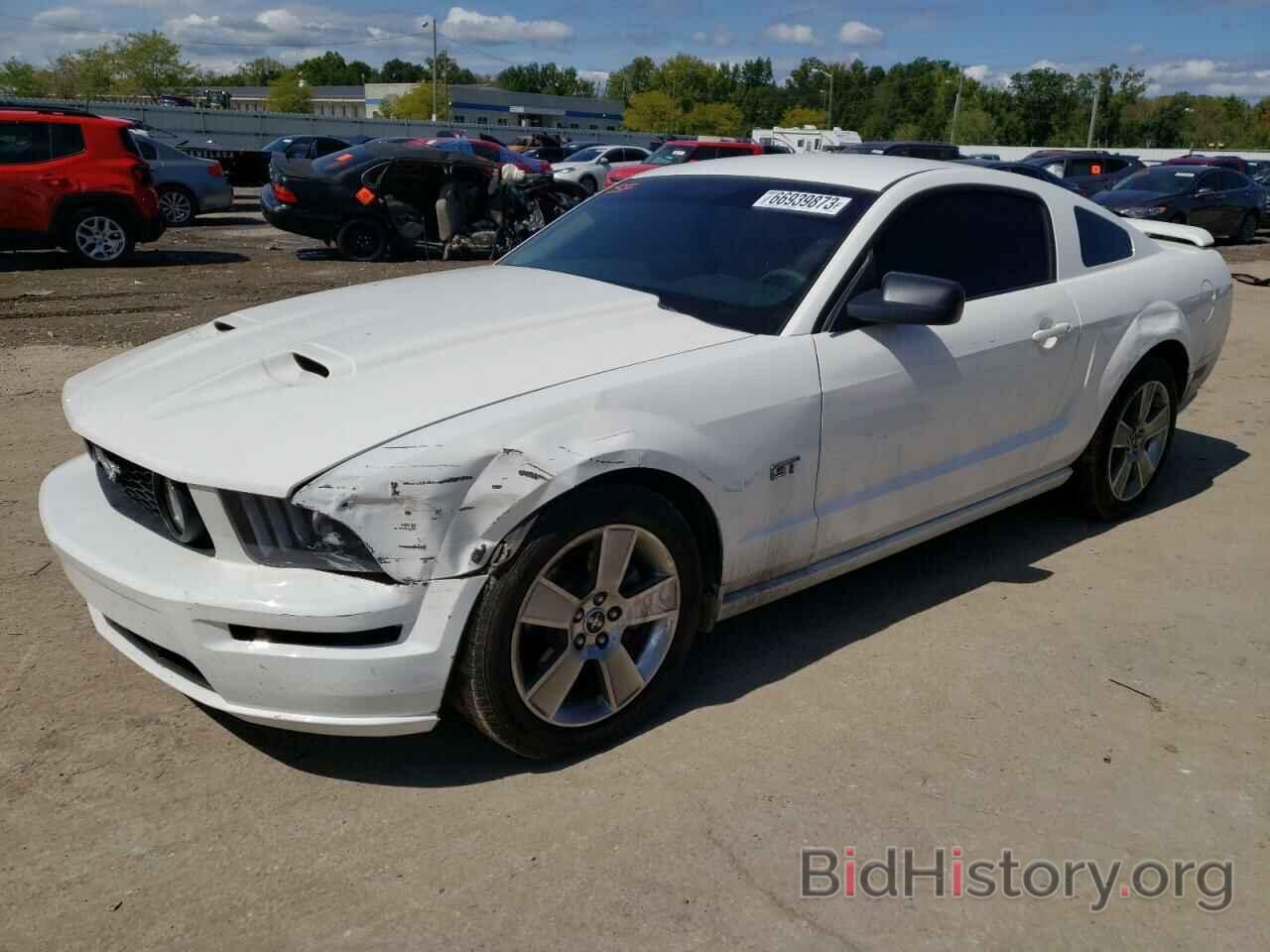 Photo 1ZVHT82H595106050 - FORD MUSTANG 2009
