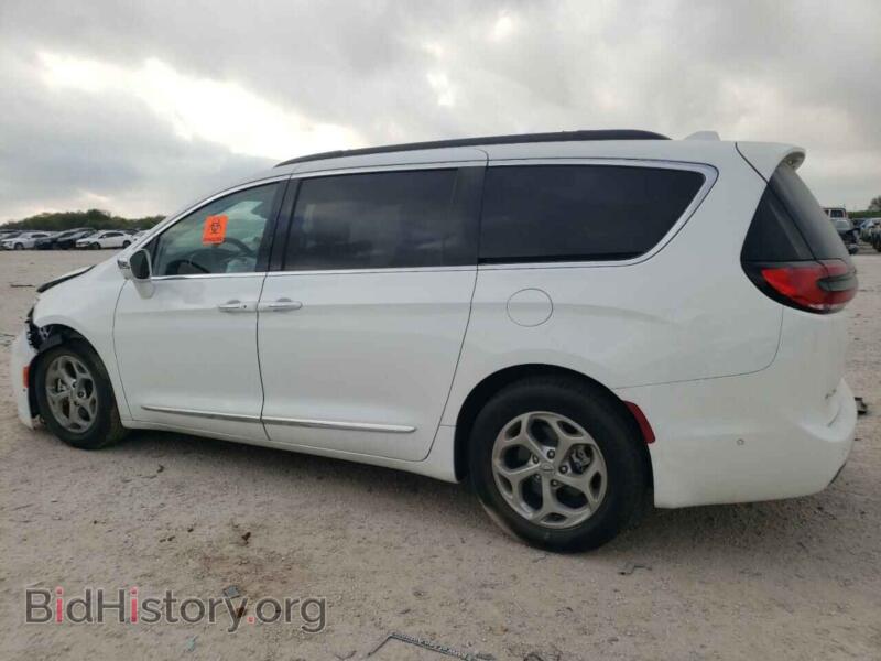 2022 Chrysler PACIFICA (VIN 2C4RC1GG4NR163819) — photo 2 of 13