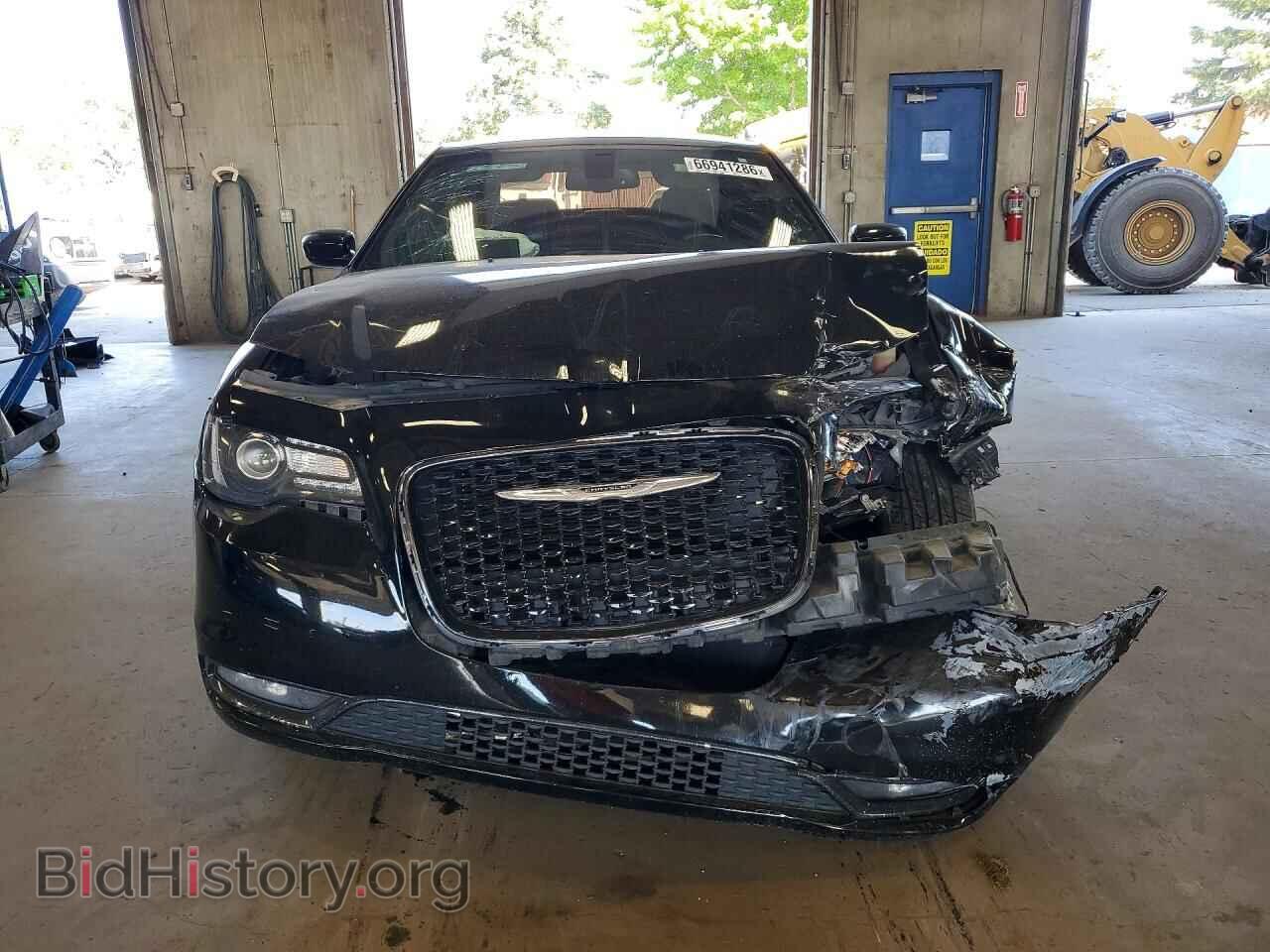 2016 CHRYSLER 300 - VIN: 2C3CCAGG5GH165811 - Photo 5