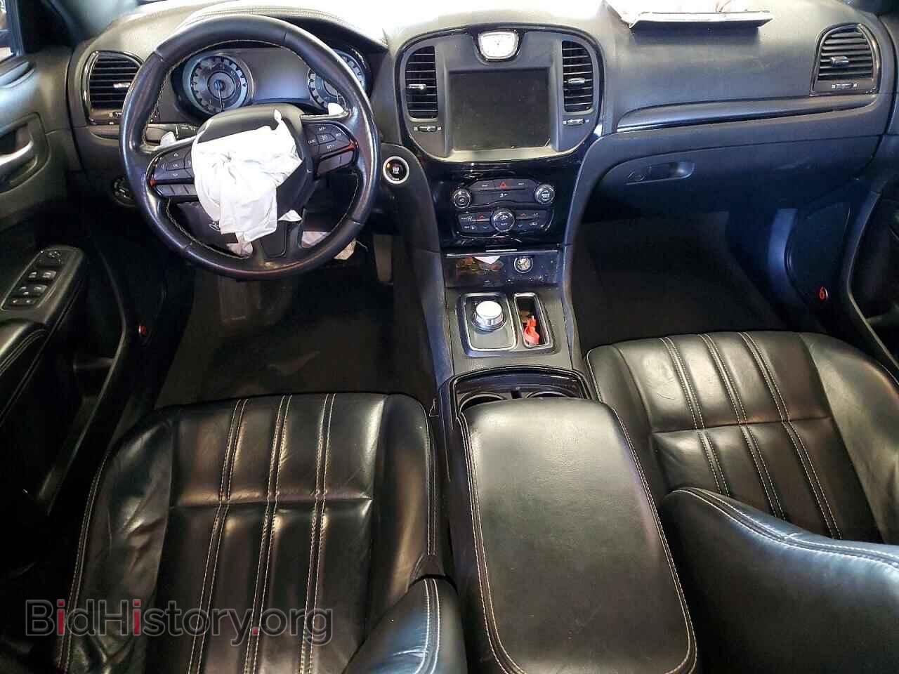 2016 CHRYSLER 300 - VIN: 2C3CCAGG5GH165811 - Photo 8