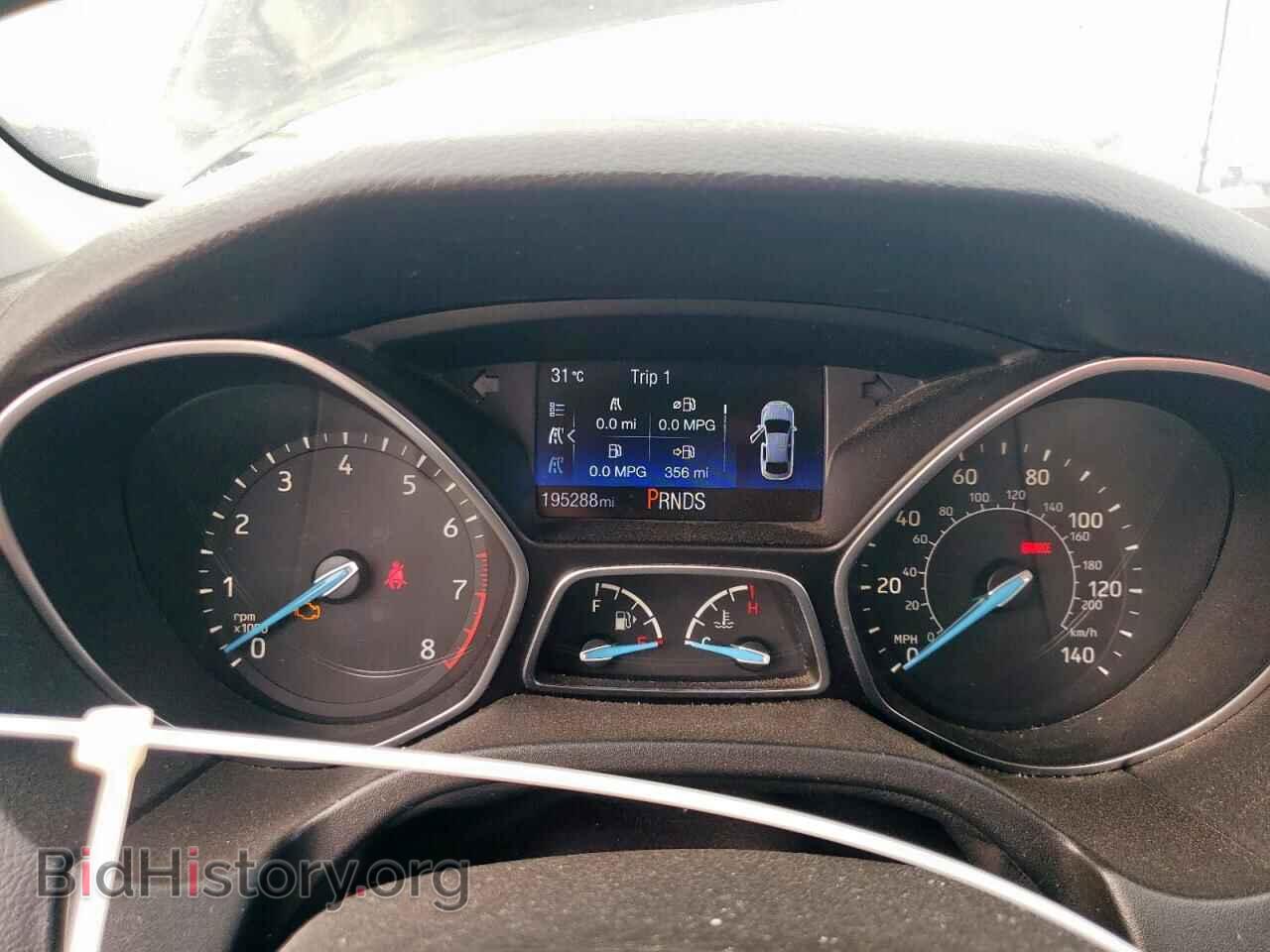 2016 FORD FOCUS - VIN: 1FADP3F27GL350991 - Photo 9