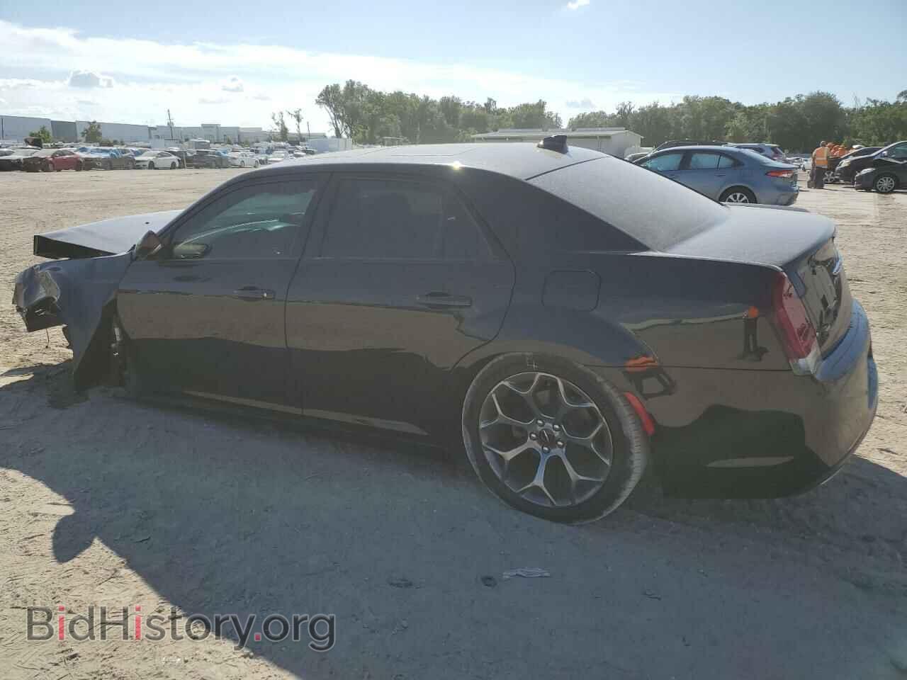 2017 CHRYSLER 300 - VIN: 2C3CCABG2HH612670 - Фото 2